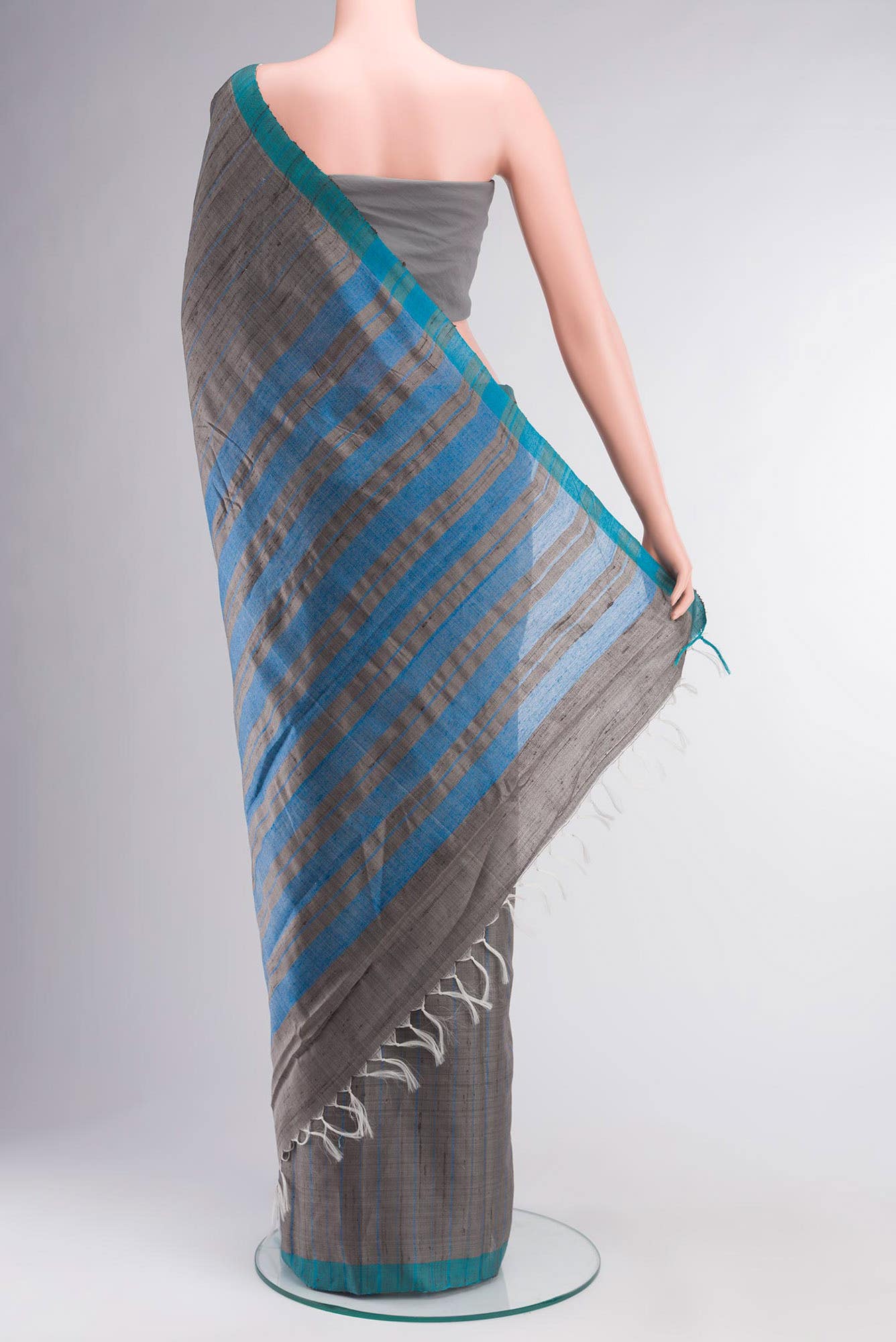 Amisha-Grey Bhagalpuri Tussar Silk Saree - Image 11