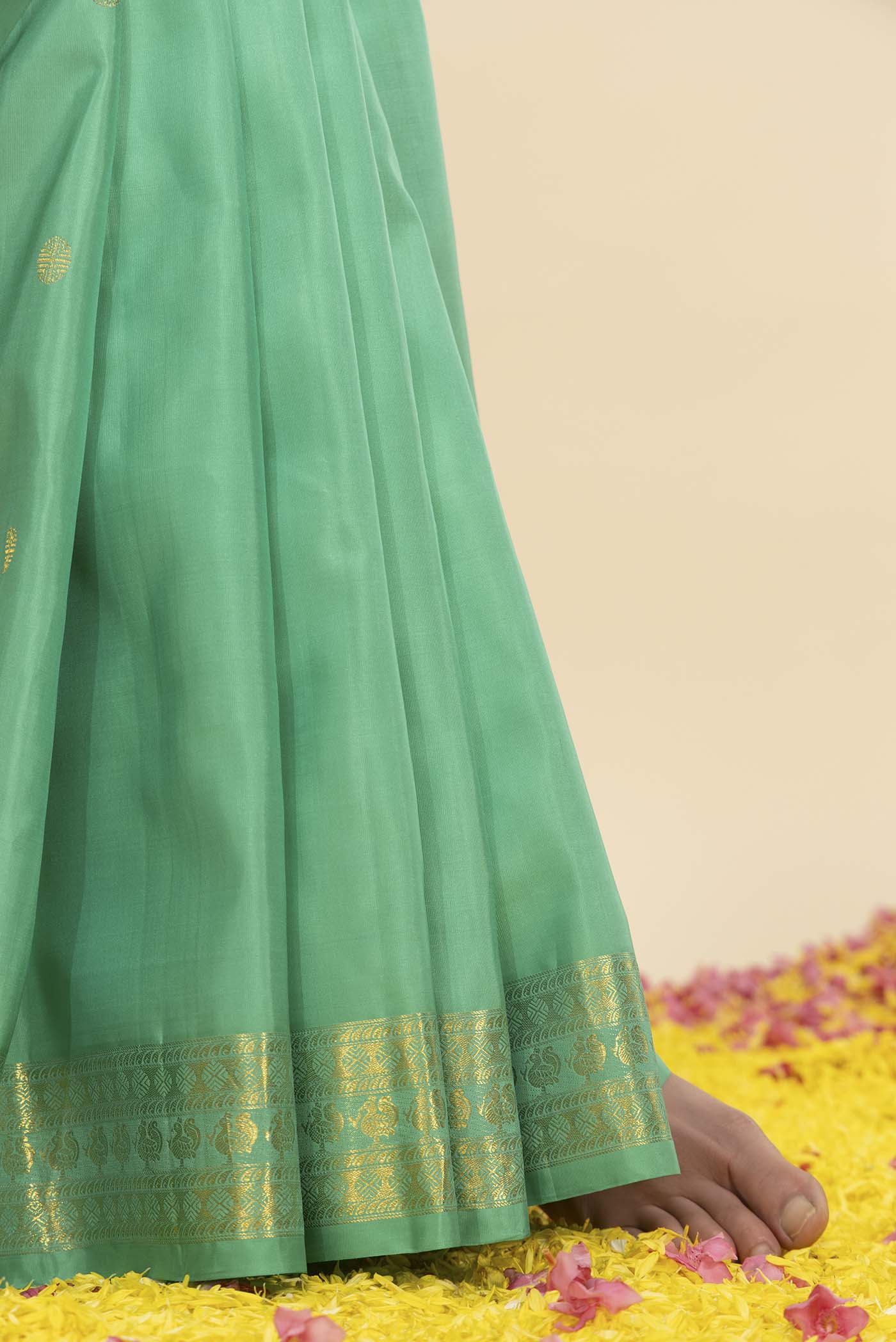 Anudhyana-Turquoise Kanchipuram Silk Saree - Image 5