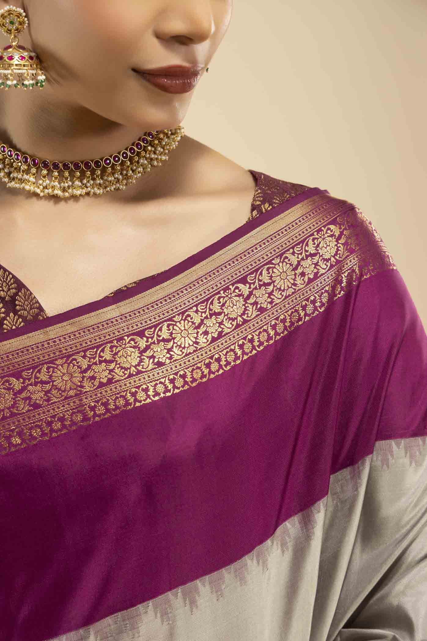 Aparajita-Grey Kanchipuram Silk Saree - Image 3