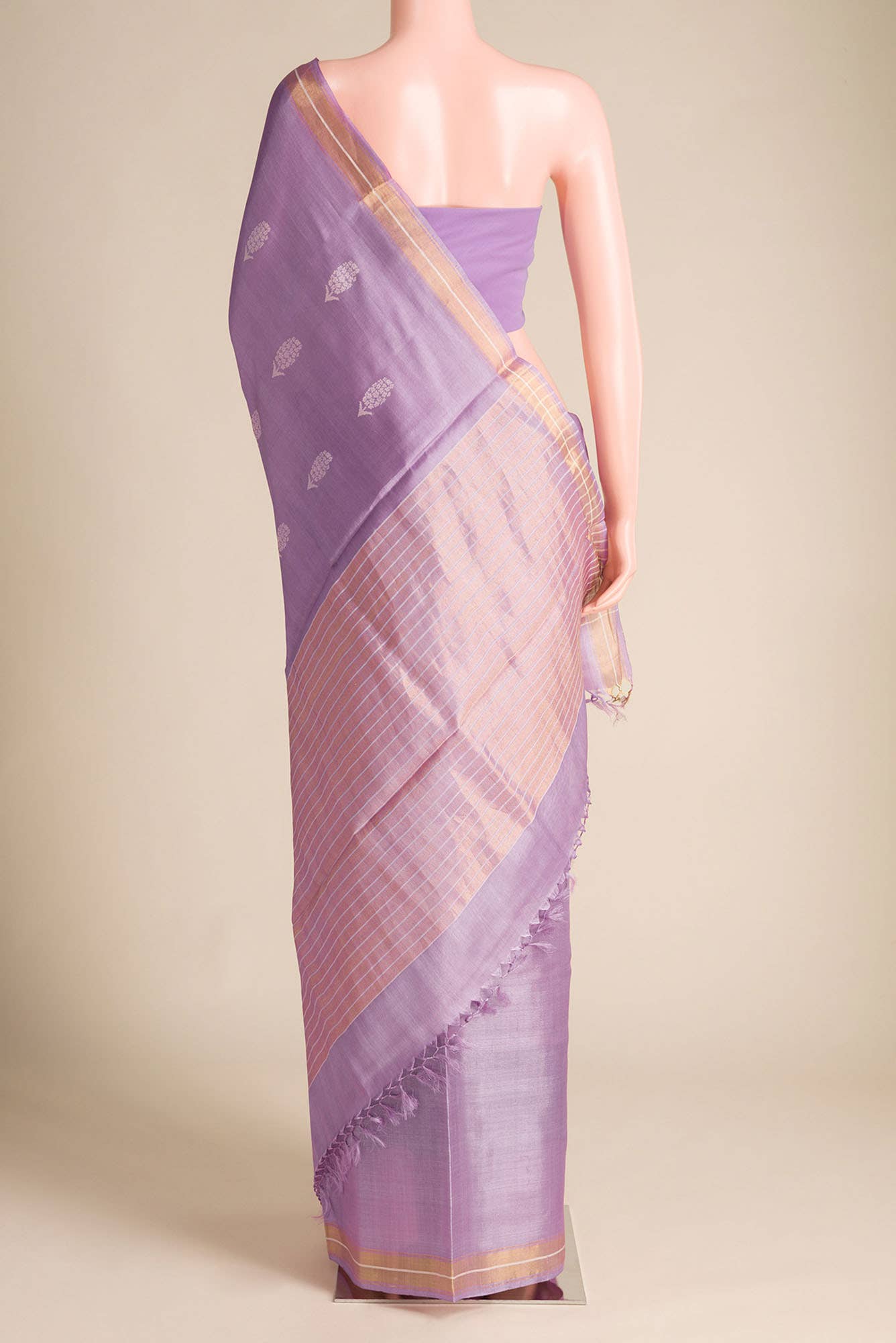 Basket of Lavender Flowers -Bhagalpuri Tussar Silk Saree in Lavender Color - Image 4