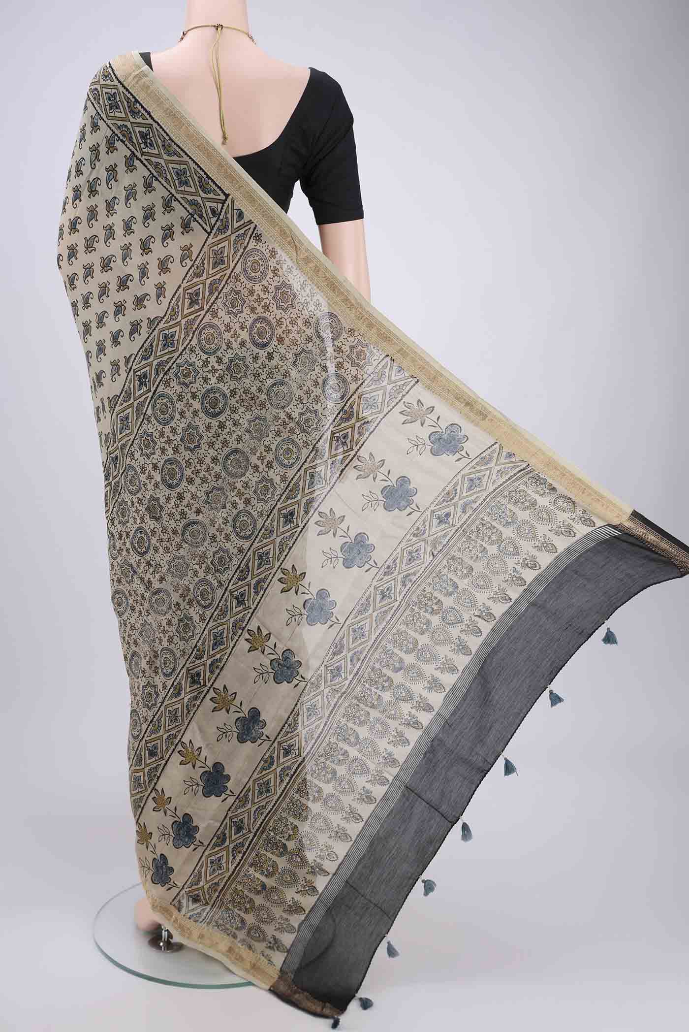Beige Chanderi Silk Cotton Saree - Image 3