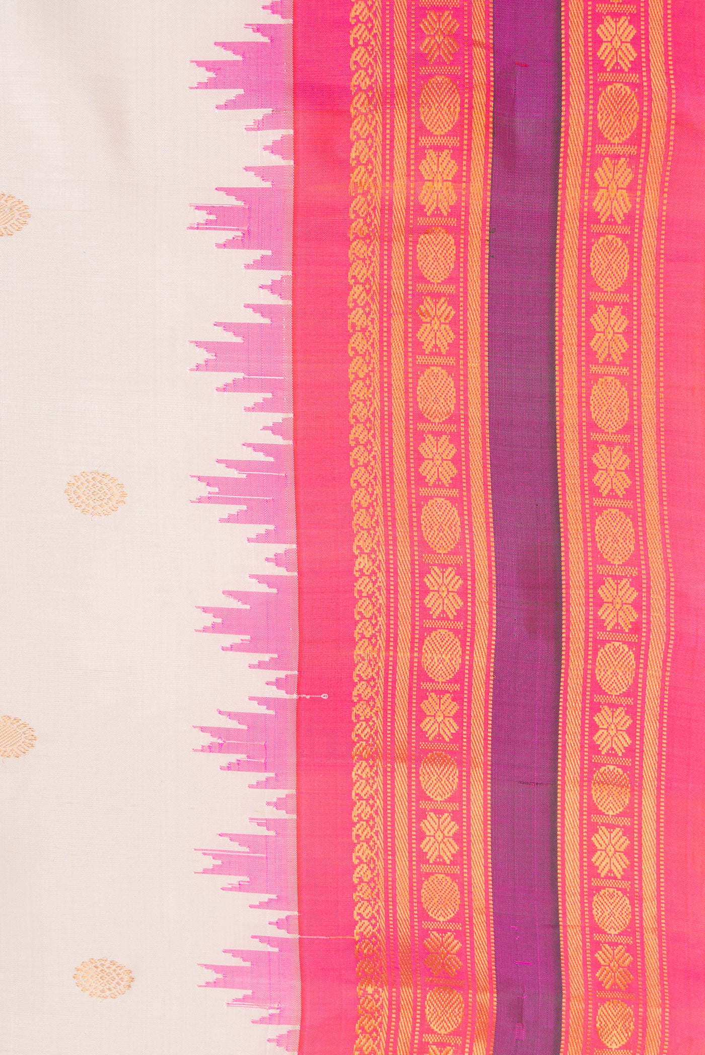 Off White Gadwal Silk Saree - Image 3