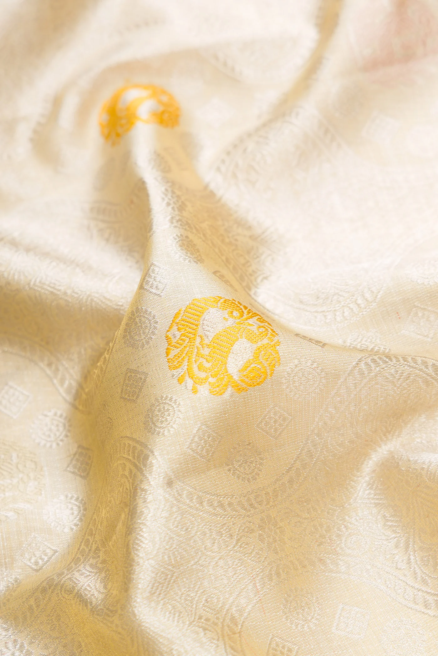 Cream with Gold Color Kanjivaram Tissue Silk Saree - Image 2