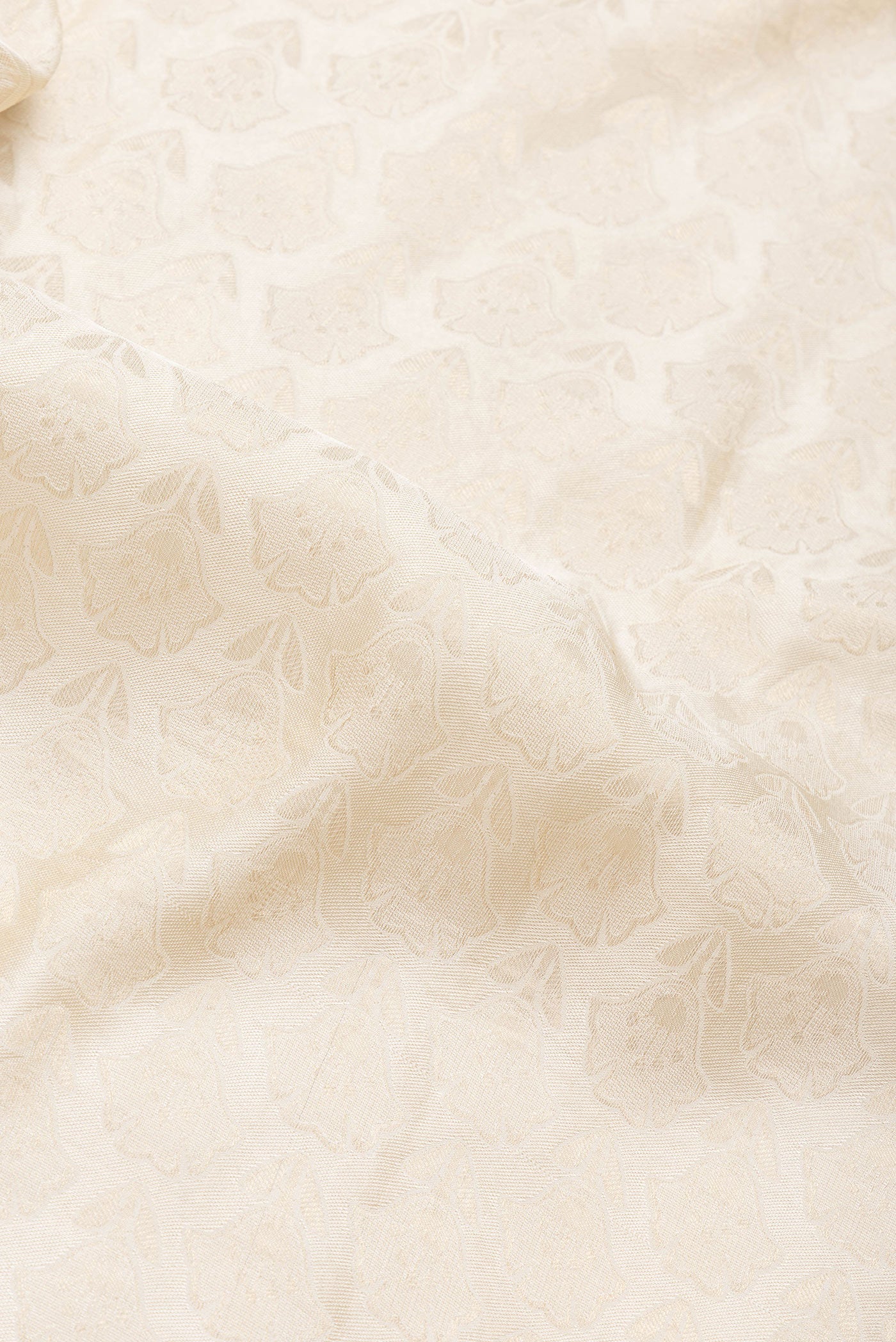 Cream Mysore Crepe Saree - Image 2