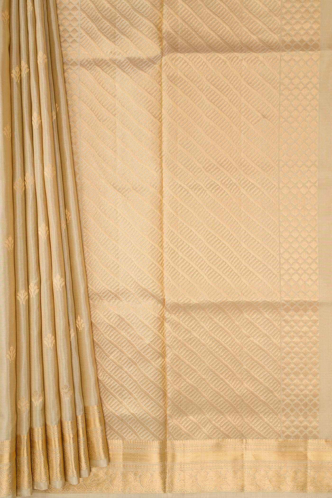 Beige Dual Tone Soft Silk Saree - Image 4