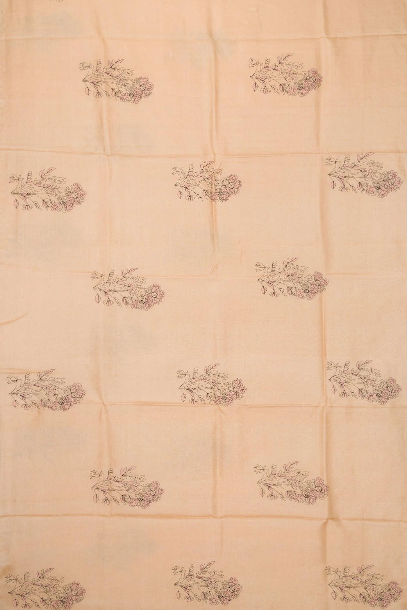 Beige Tussar Silk Saree - Image 6
