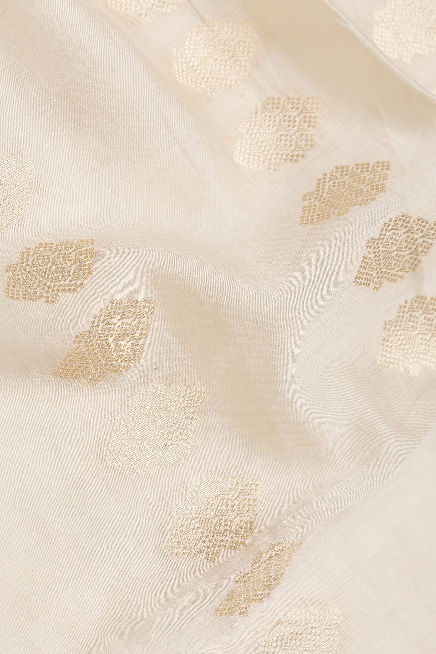 Cream Tussar Silk Saree - Image 2