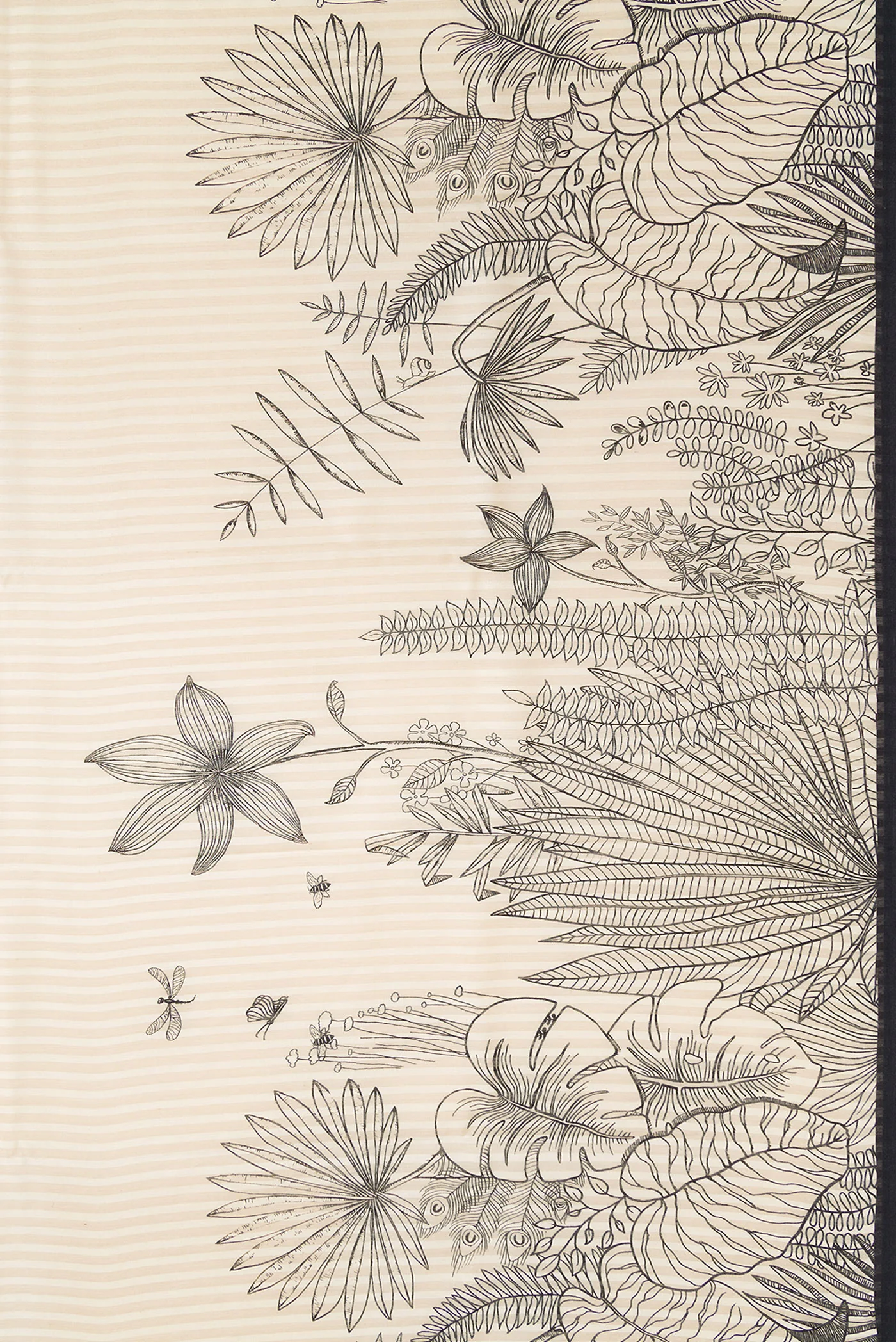 Cream Tussar Silk Saree - Image 3