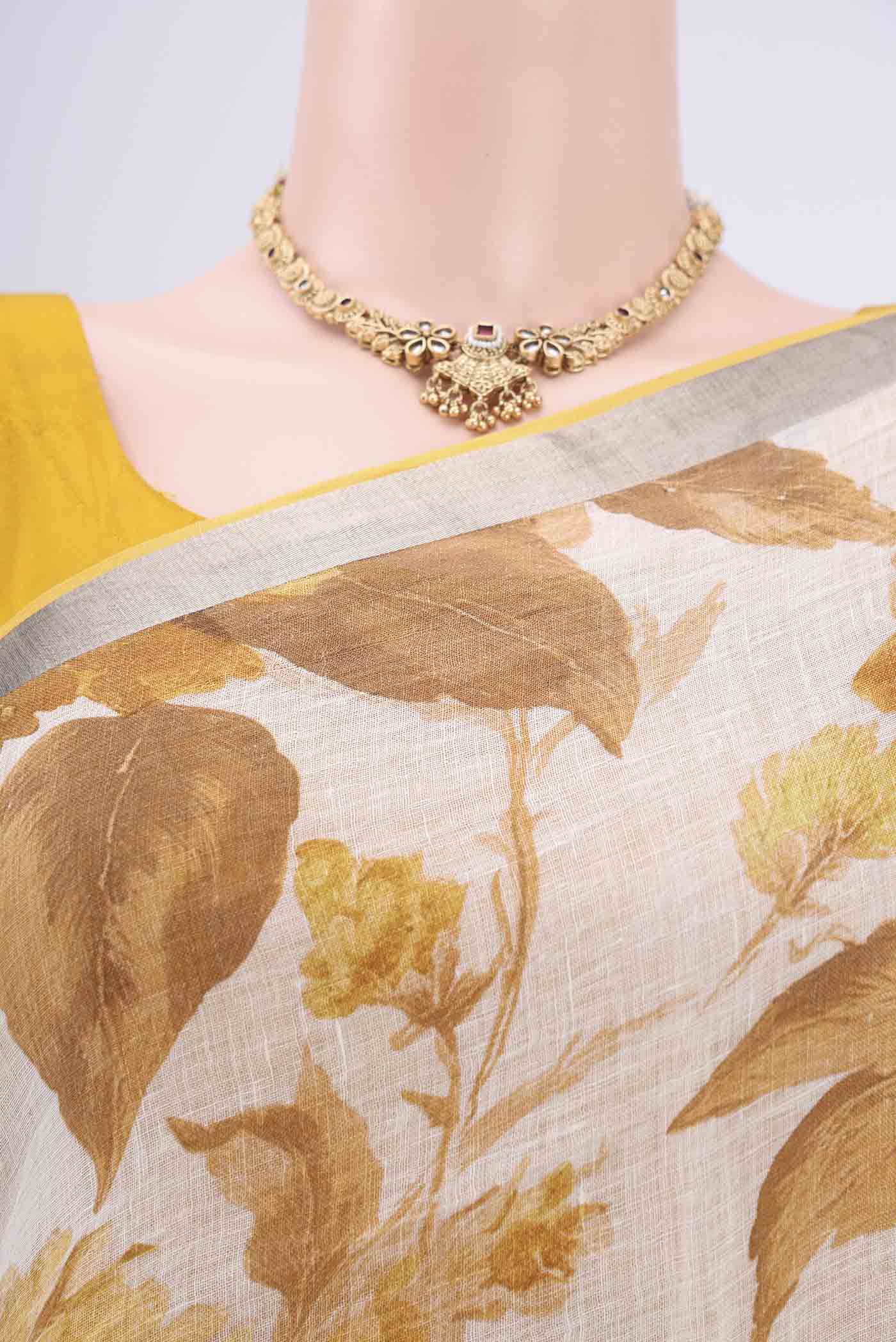Cream Linen Saree - Image 2