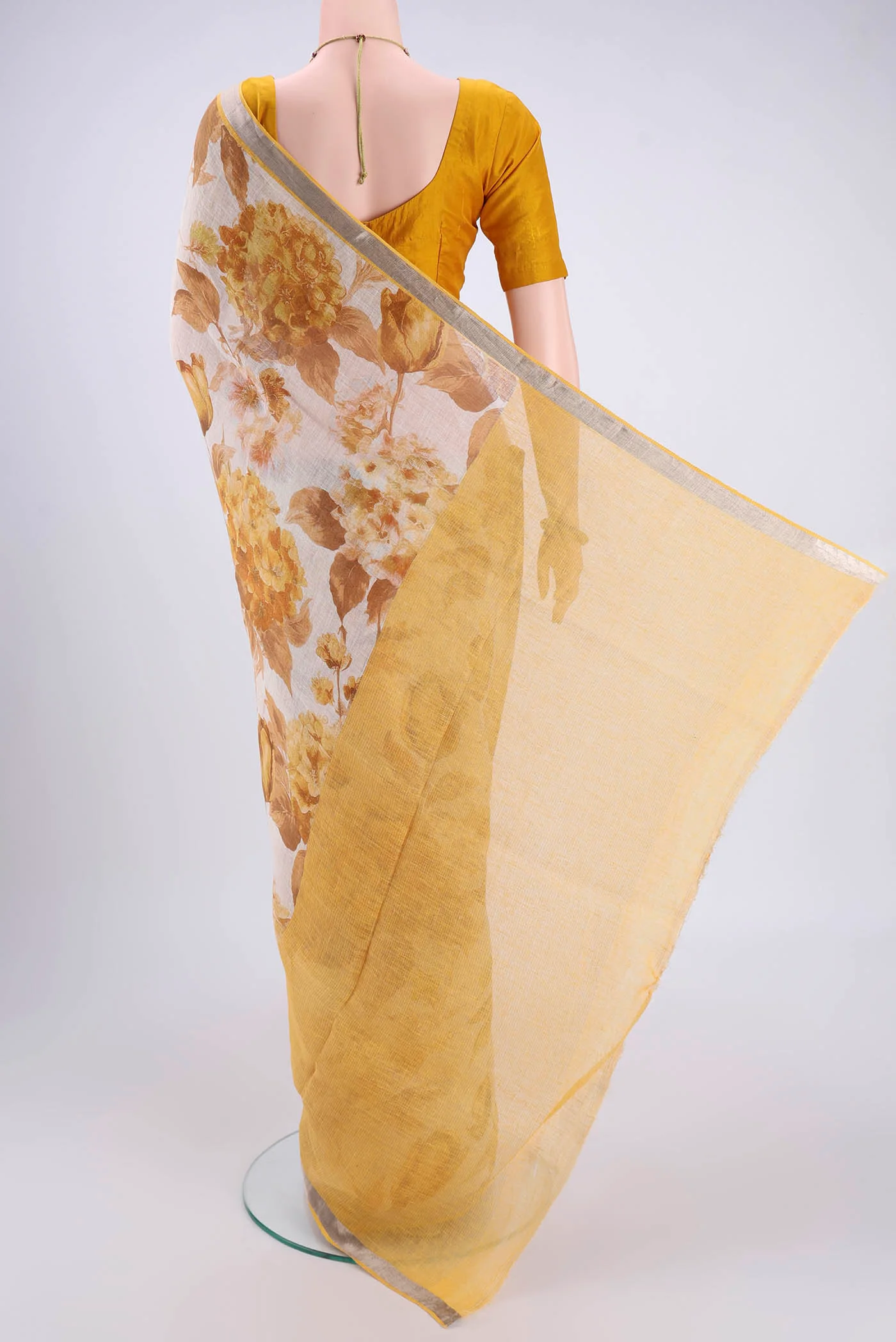 Cream Linen Saree - Image 3