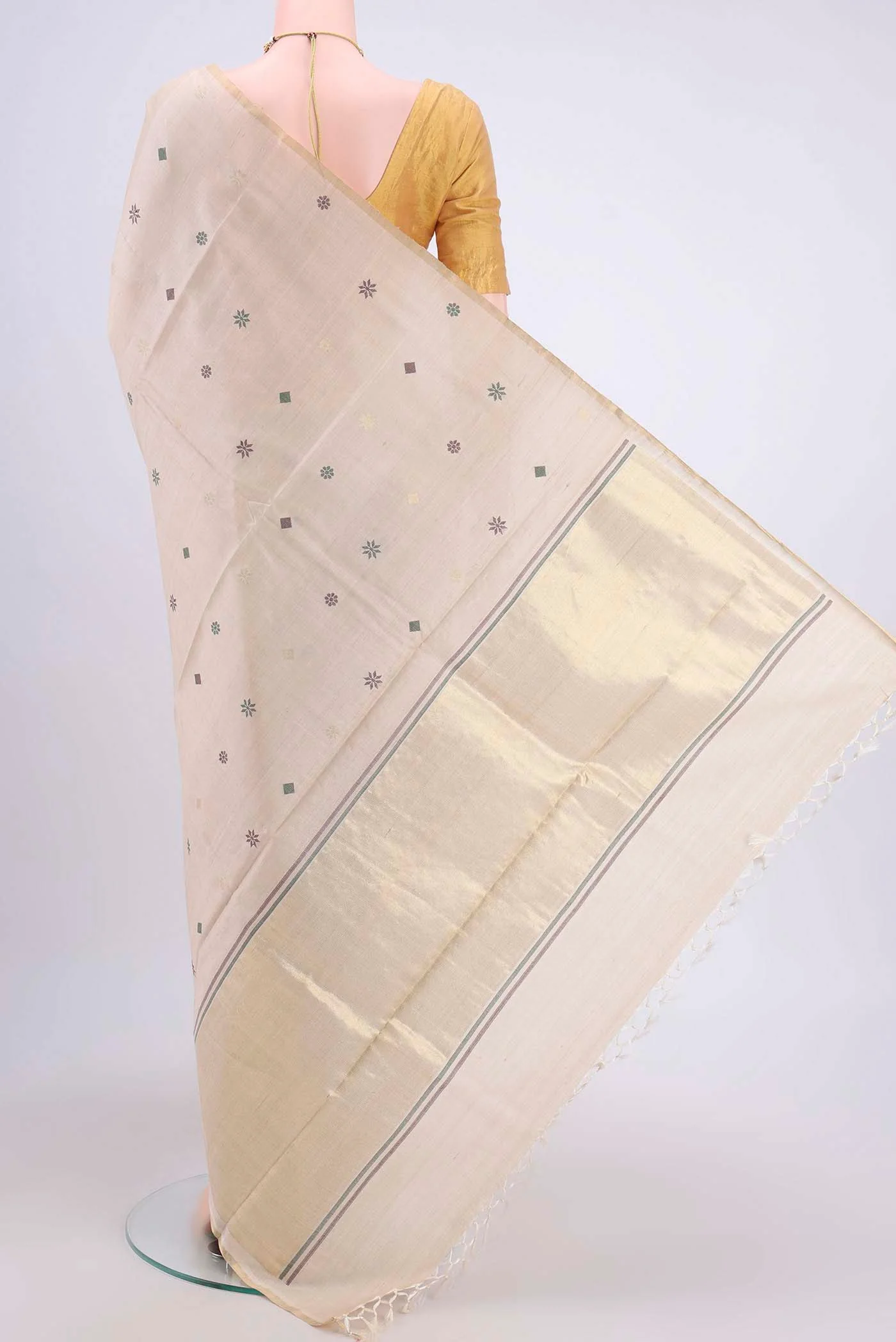 Beige Tussar Silk Saree - Image 3