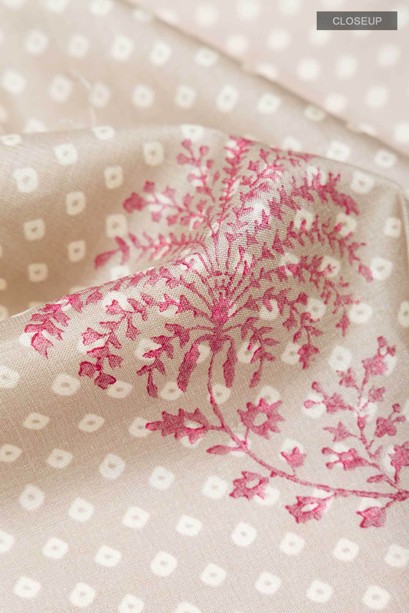 Beige Tussar Silk Saree - Image 2