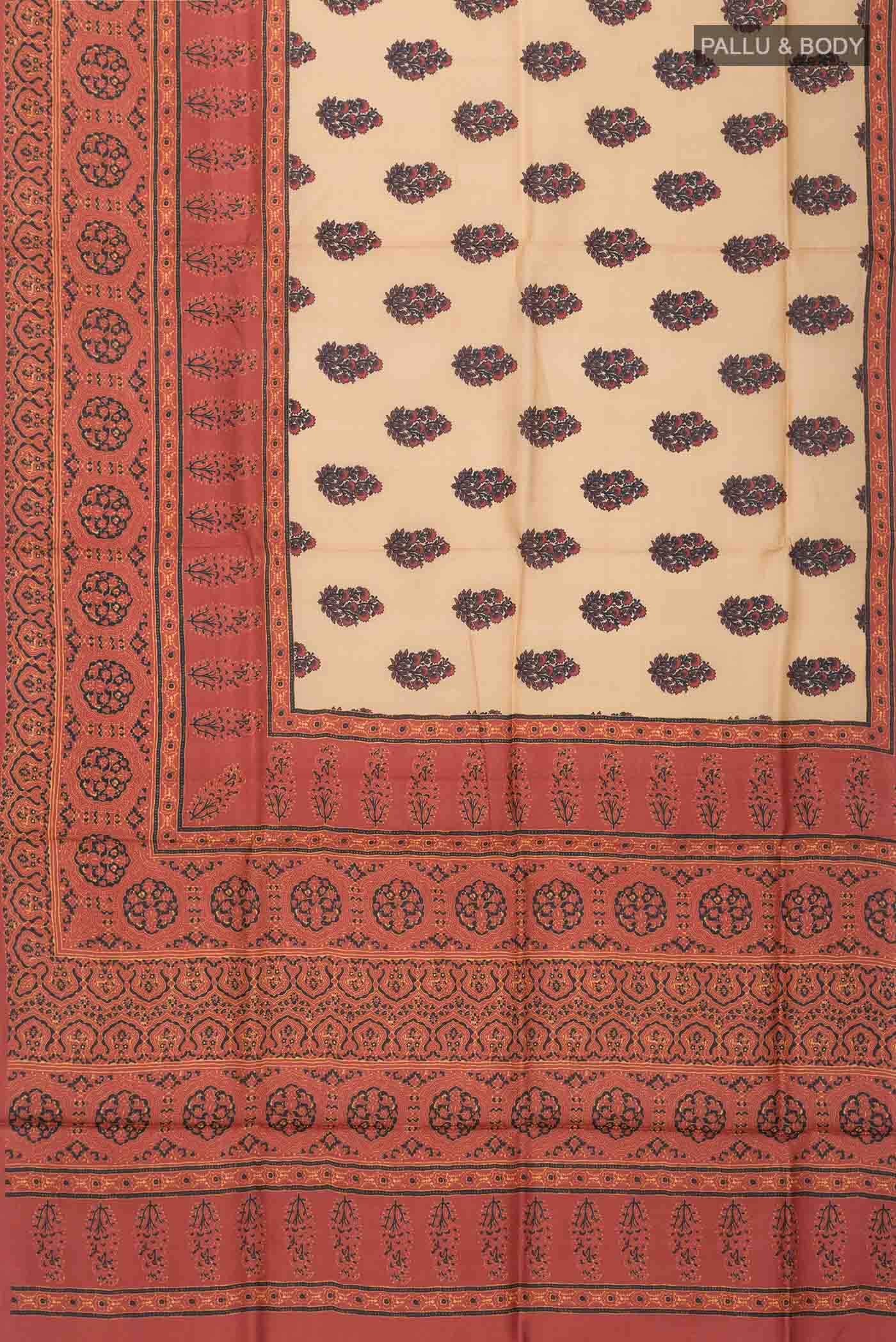 Beige Tussar Silk Saree - Image 3