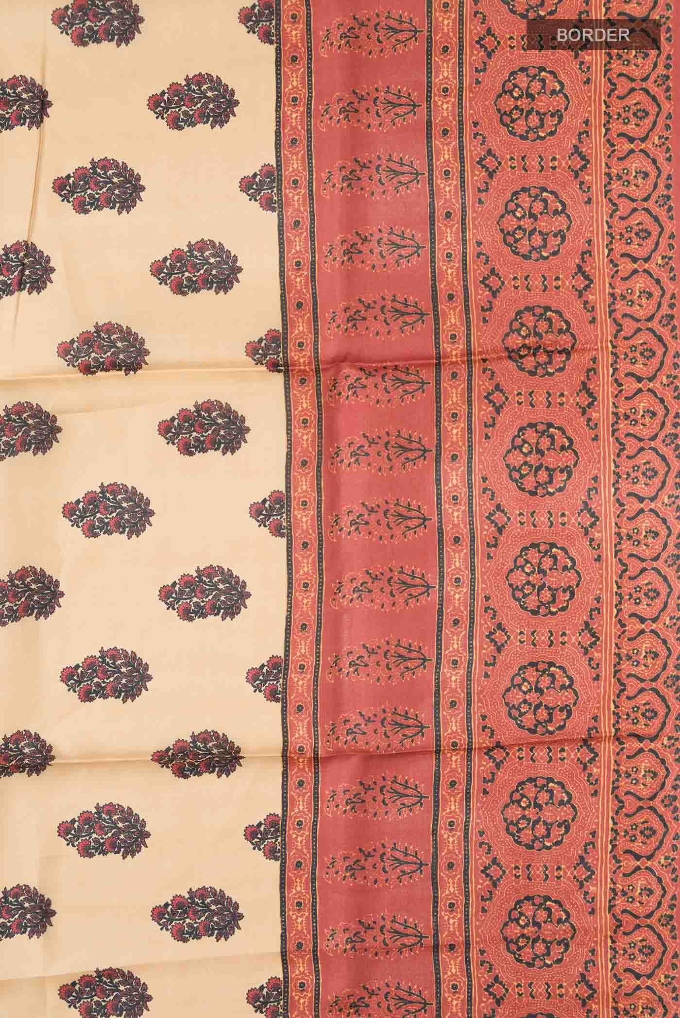 Beige Tussar Silk Saree - Image 4