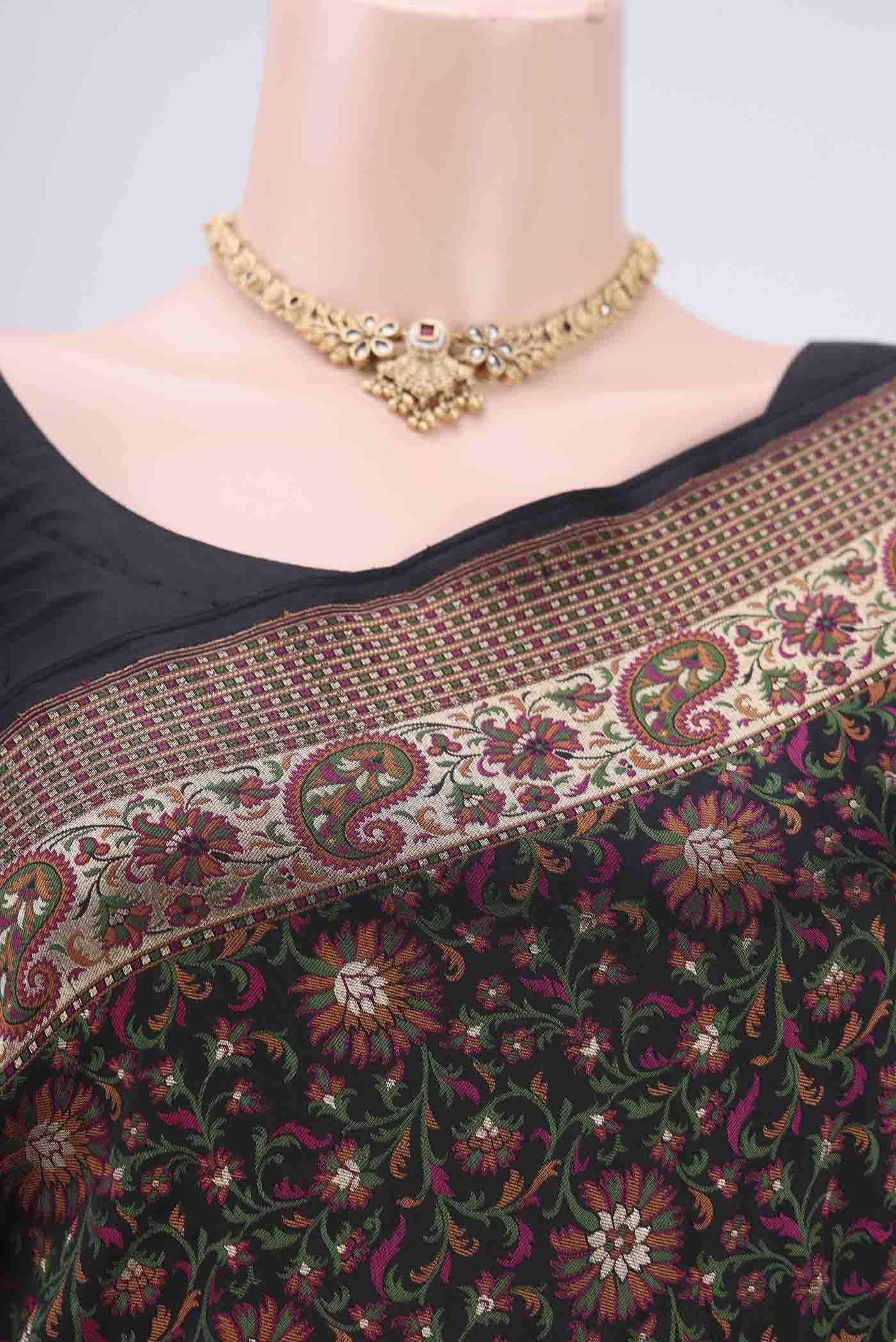Black Banarasi Tanchoi Silk Saree - Image 2