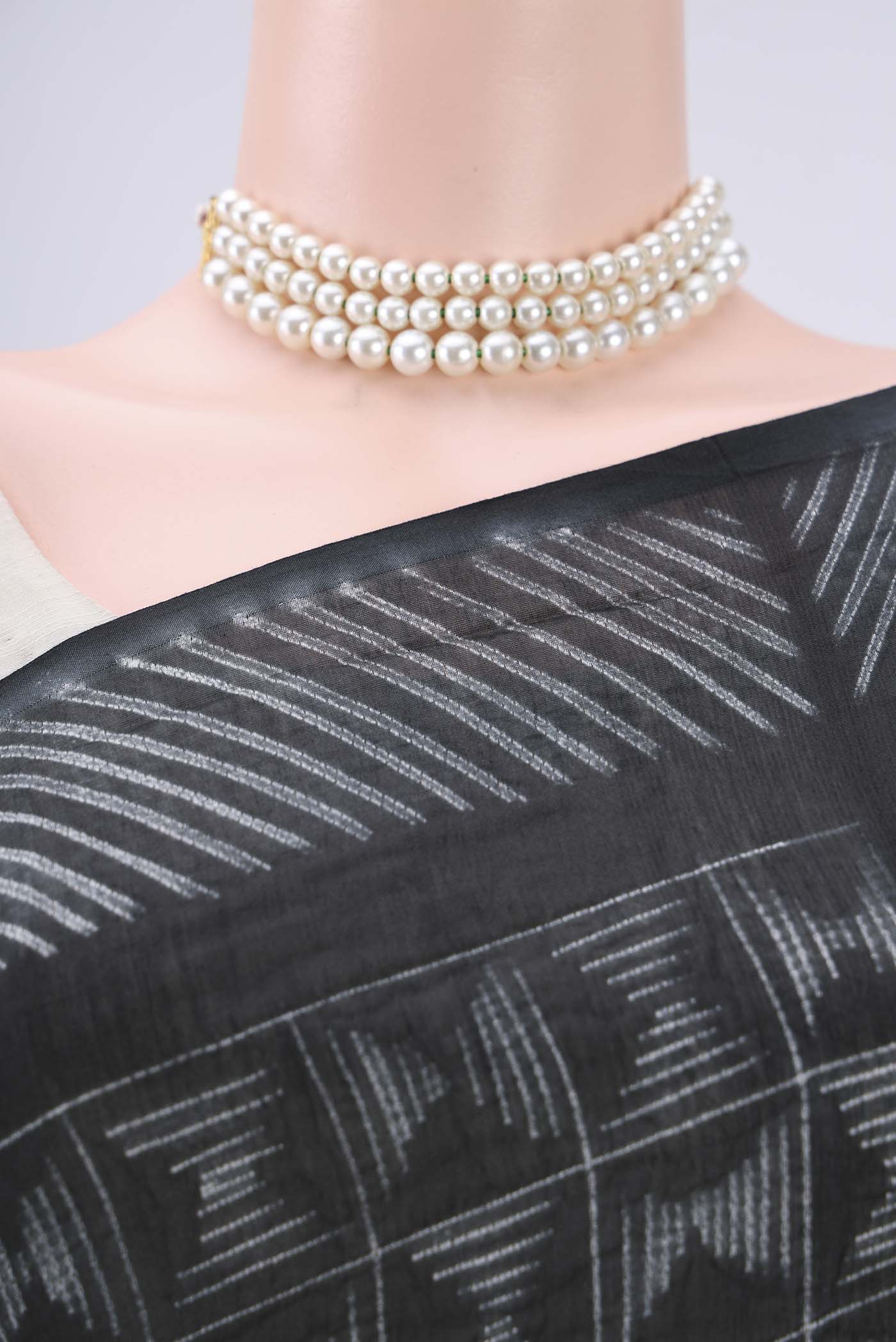 Black Chanderi Silk Cotton Saree - Image 2