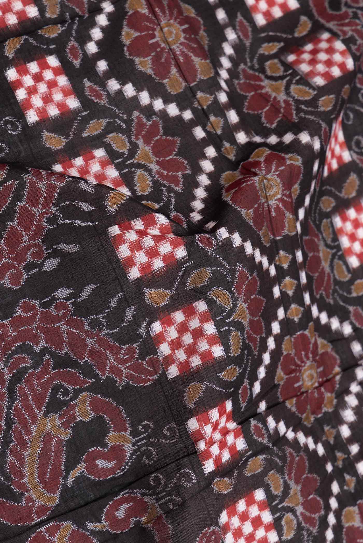 Black Dual Tone Double Ikat Saree - Image 2