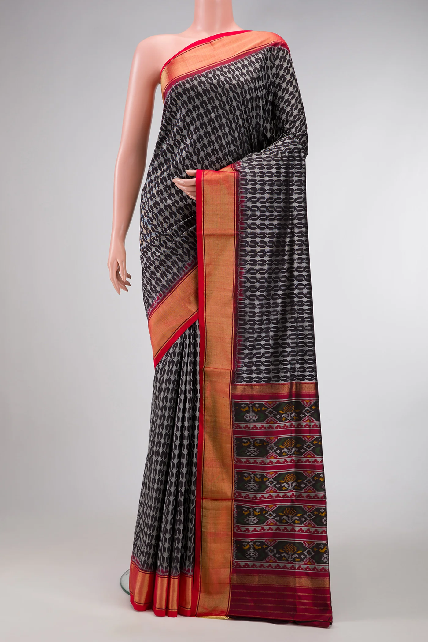 Black Pochampally Silk Saree
