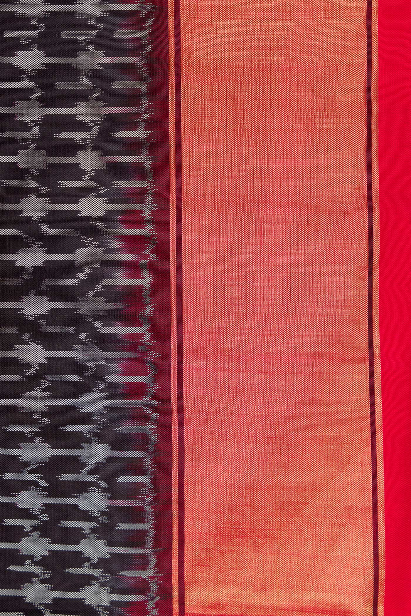 Black Pochampally Silk Saree - Image 3