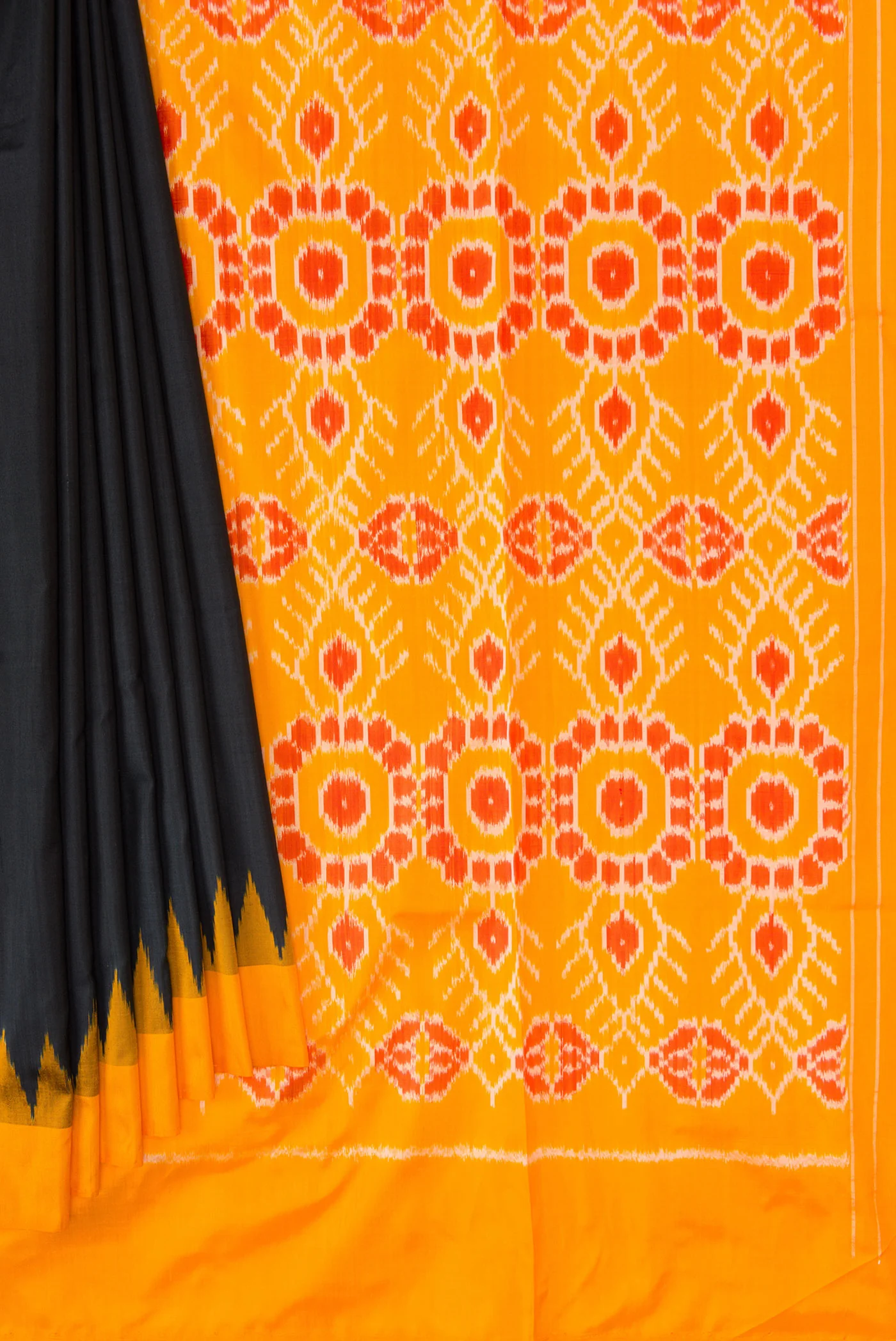 Black Pochampally Silk Saree - Image 4