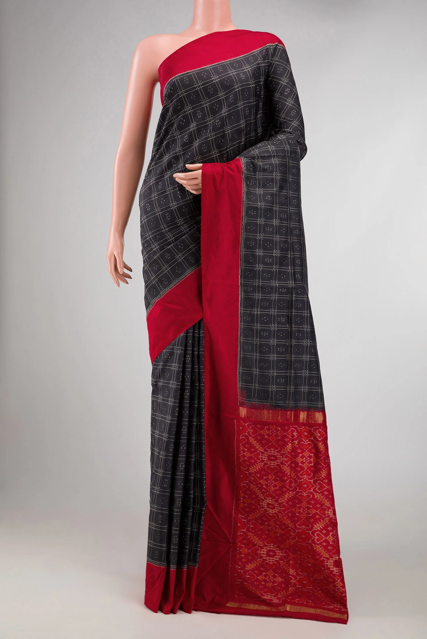 Black Dual Tone Double Ikat Saree