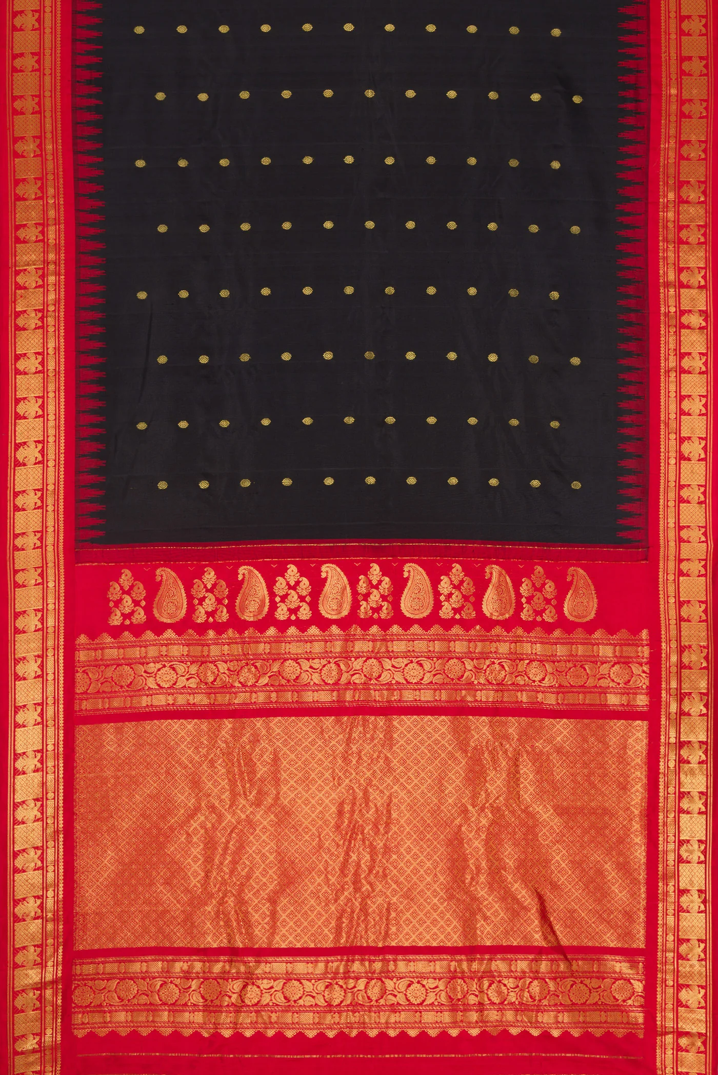 Black Dual Tone Gadwal Silk Saree - Image 6