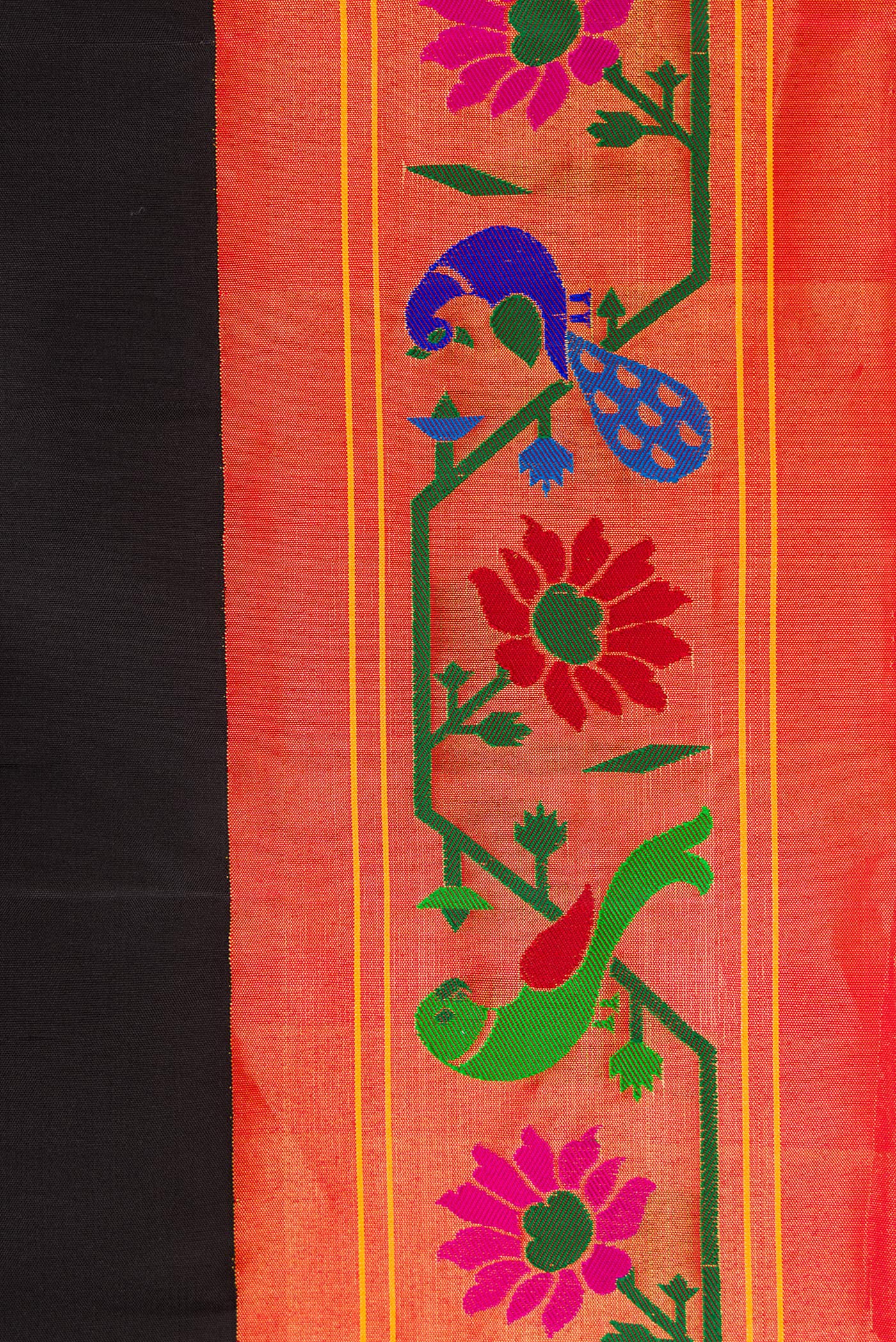 Black Gadwal Silk Saree - Image 3