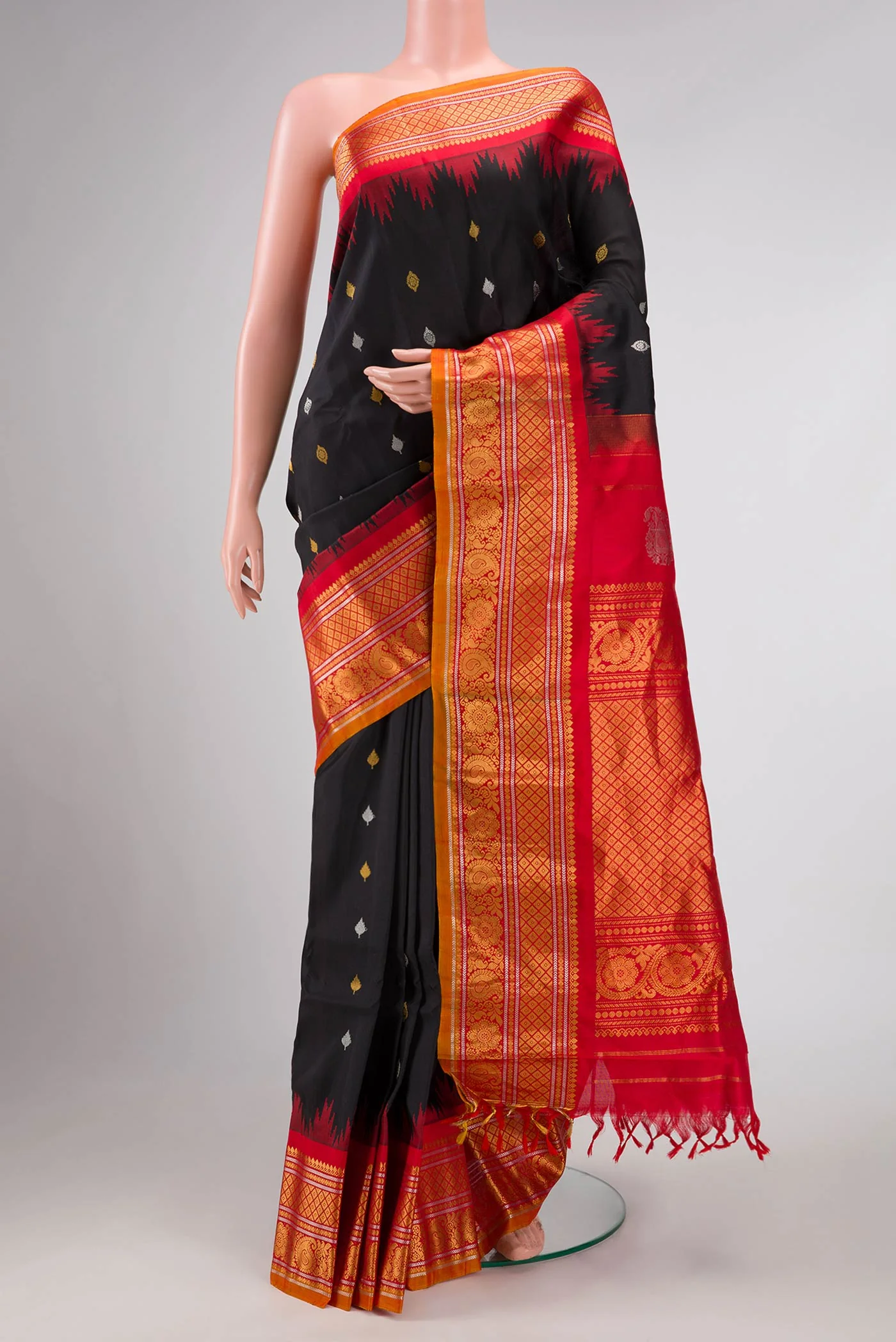 Black Dual Tone Gadwal Silk Saree