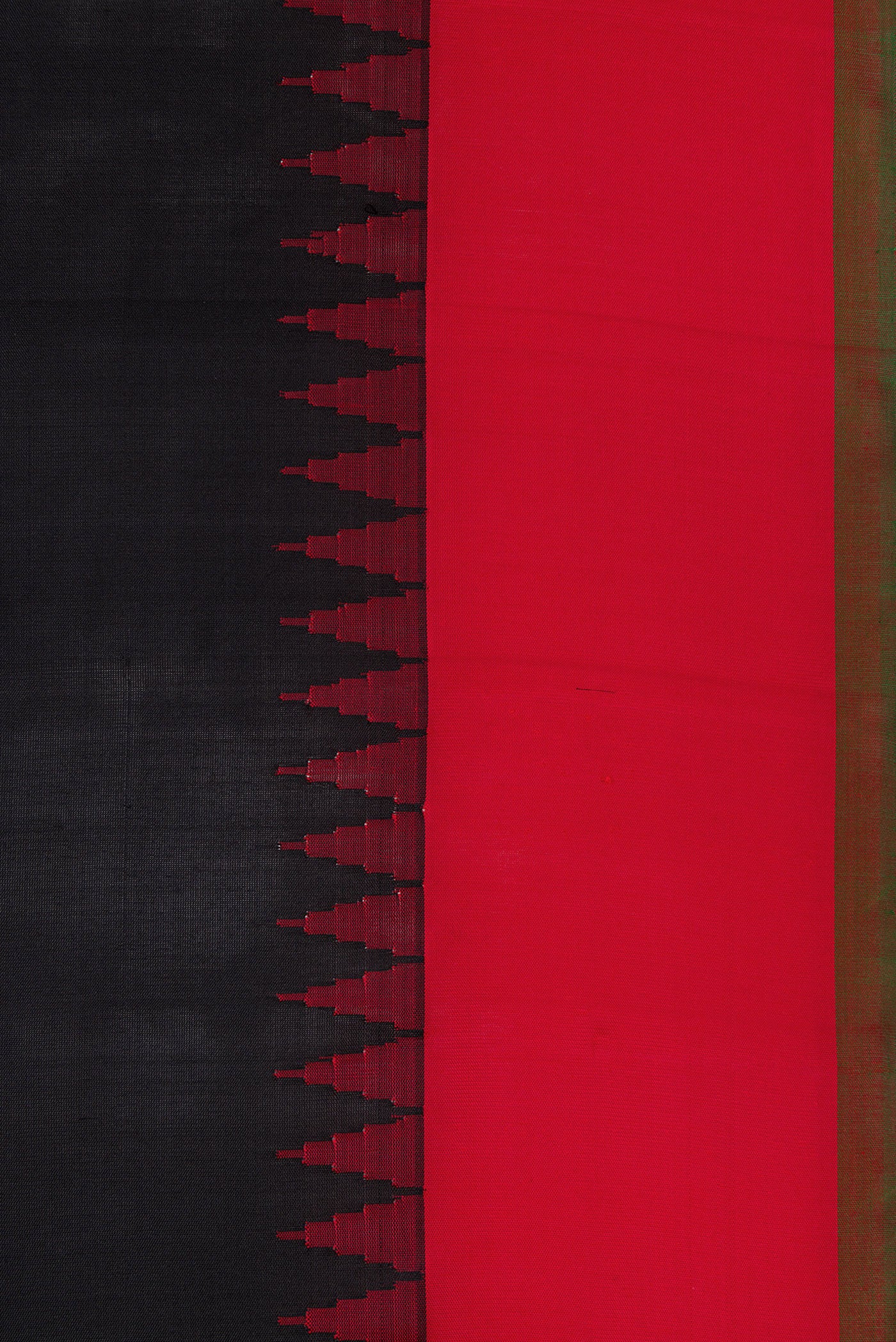 Black Gadwal Silk Saree - Image 3