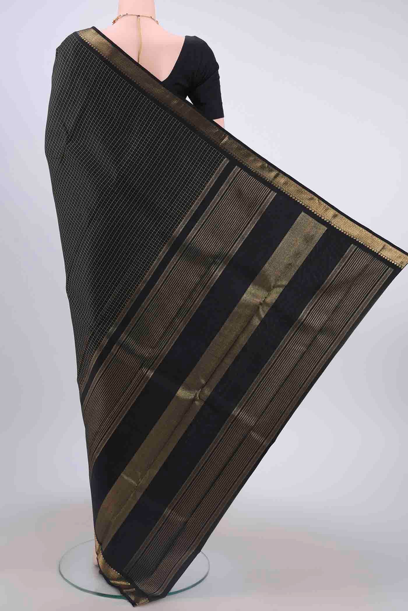 Black Dual Tone Kanjivaram Saree - Image 3