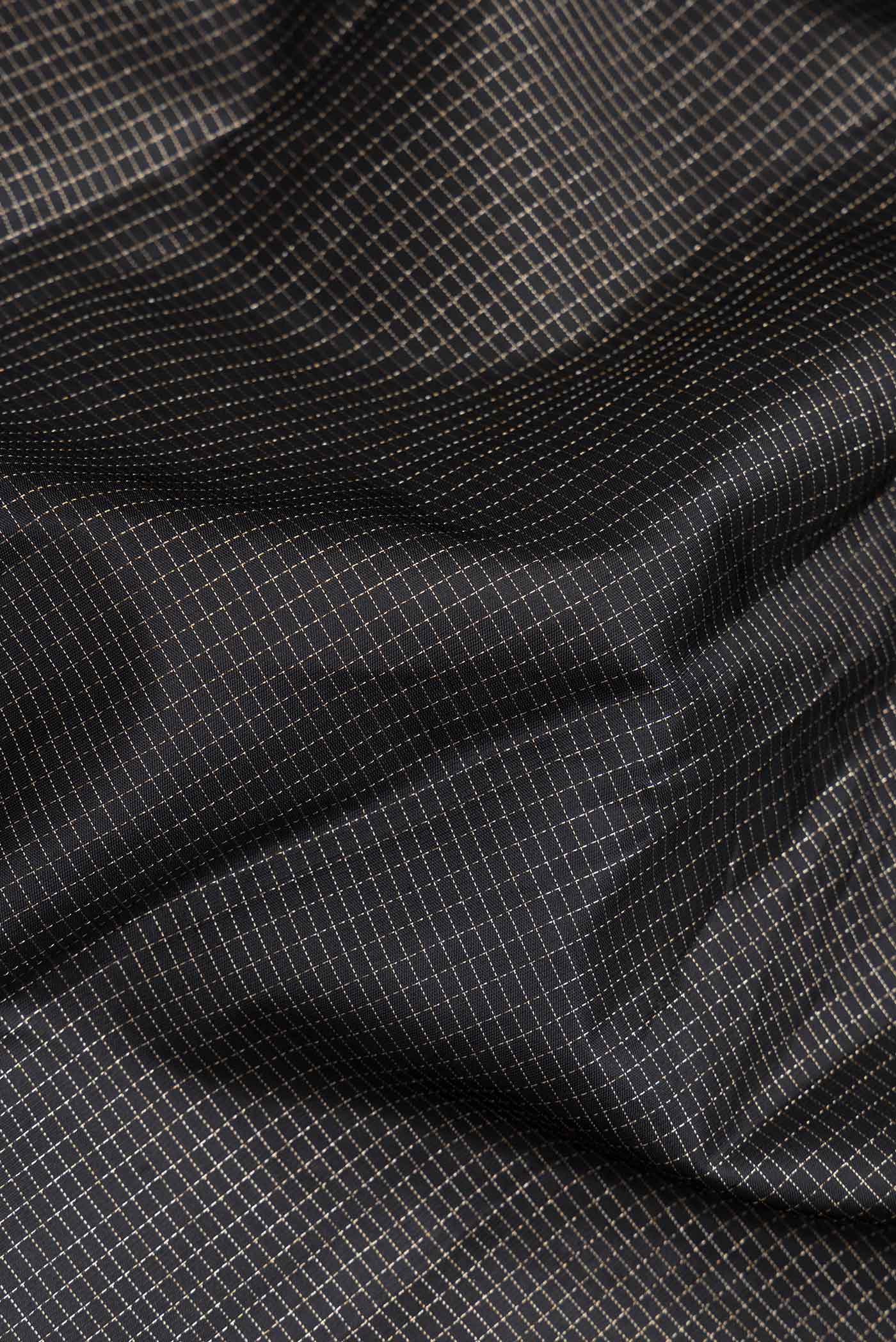 Black Dual Tone Kanchipuram Saree - Image 2