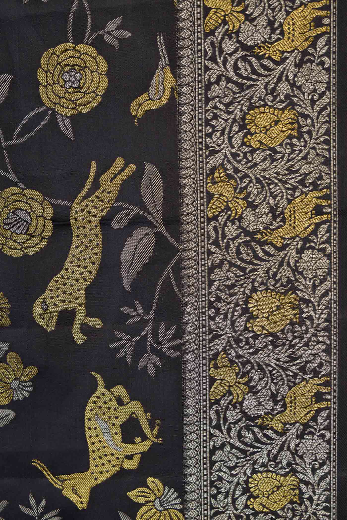 Black Dual Tone Kanjivaram Silk Saree - Image 3