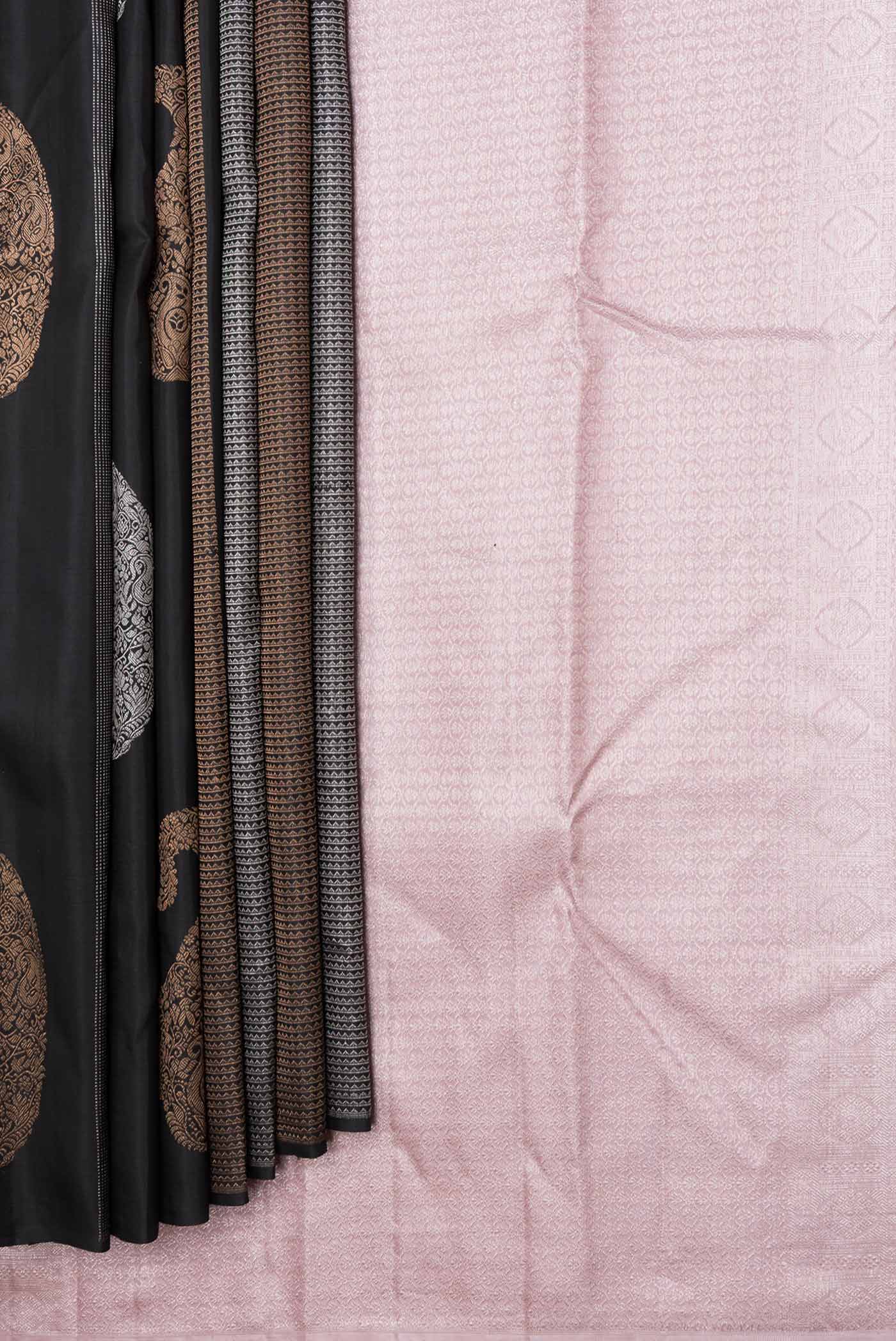 Black Dual Tone Kanjivaram Silk Saree - Image 4