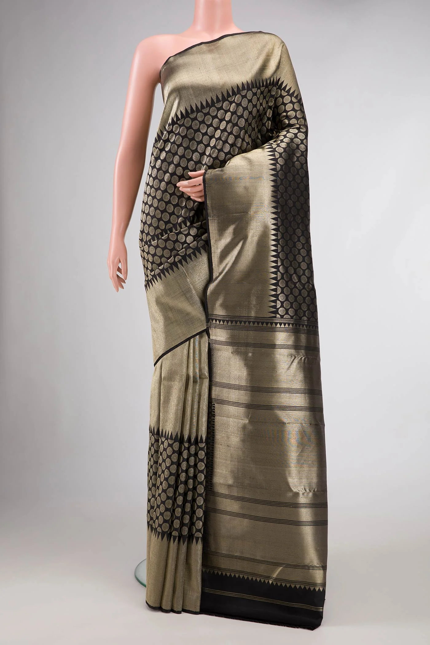 Black Dual Tone Kanchipuram Silk Saree
