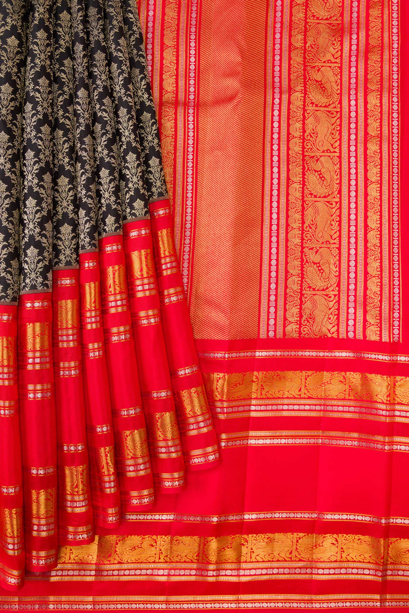 Black Kanjivaram Silk Saree - Image 4