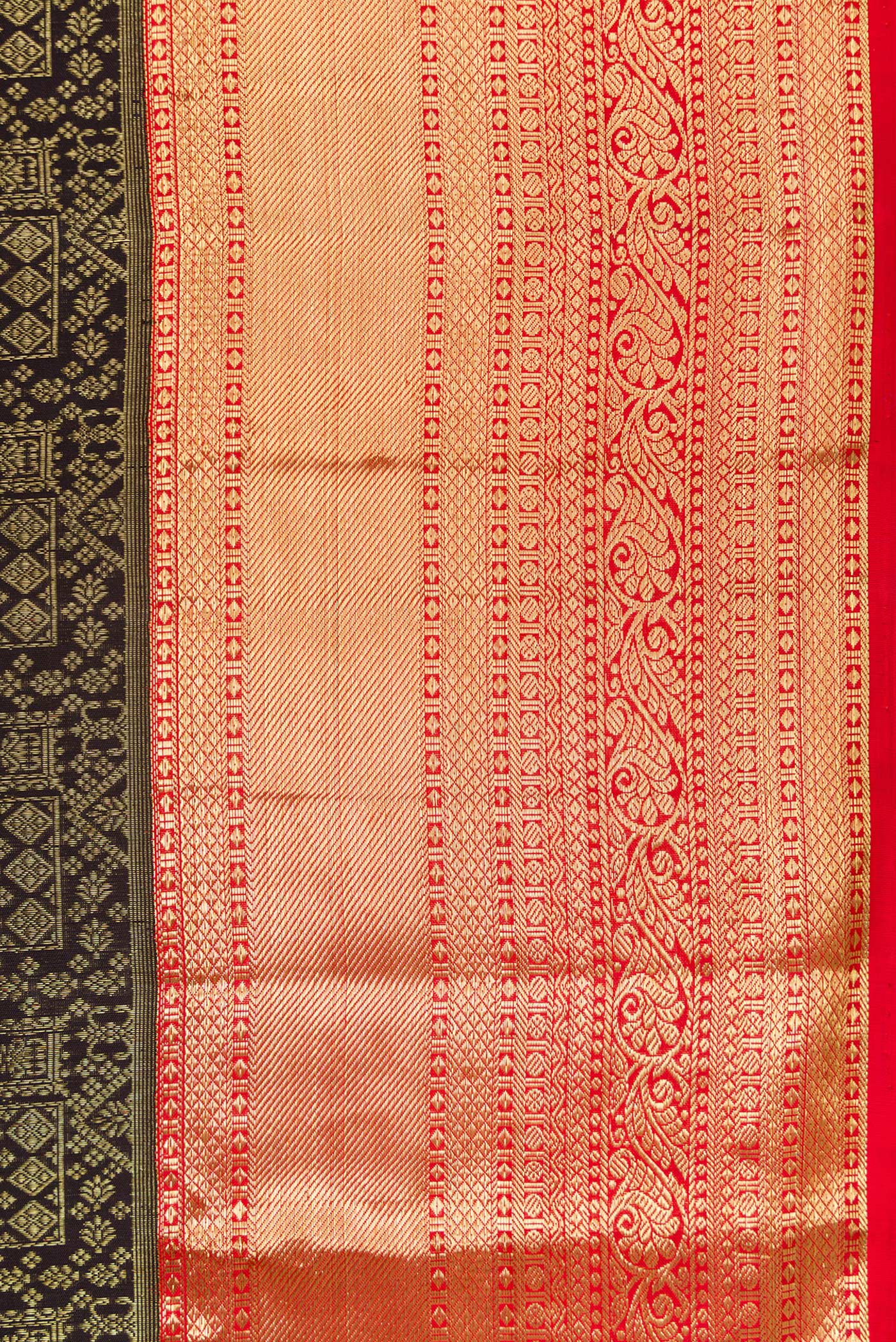 Black Kanjivaram Silk Saree - Image 3