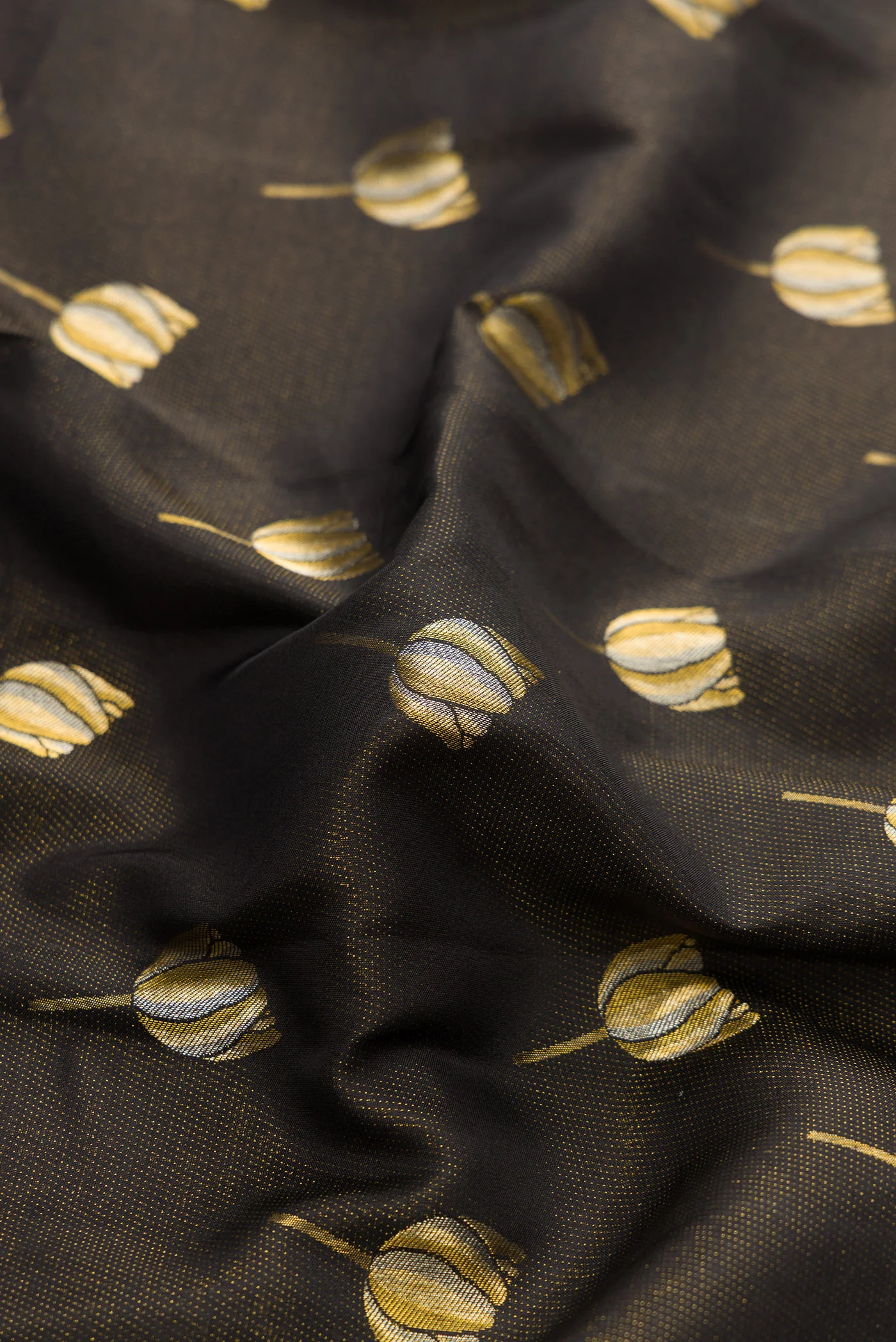 Black Kanjivaram Silk Saree - Image 2