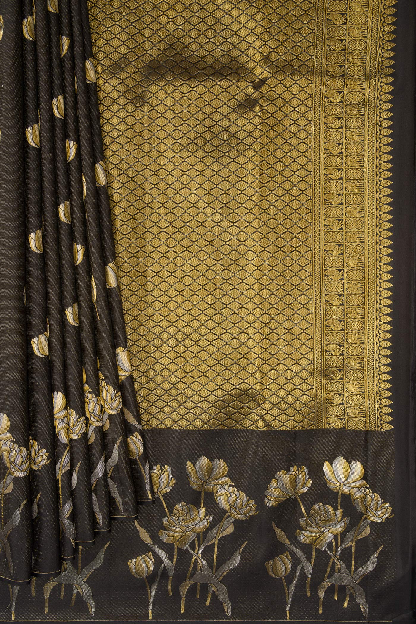 Black Kanjivaram Silk Saree - Image 4