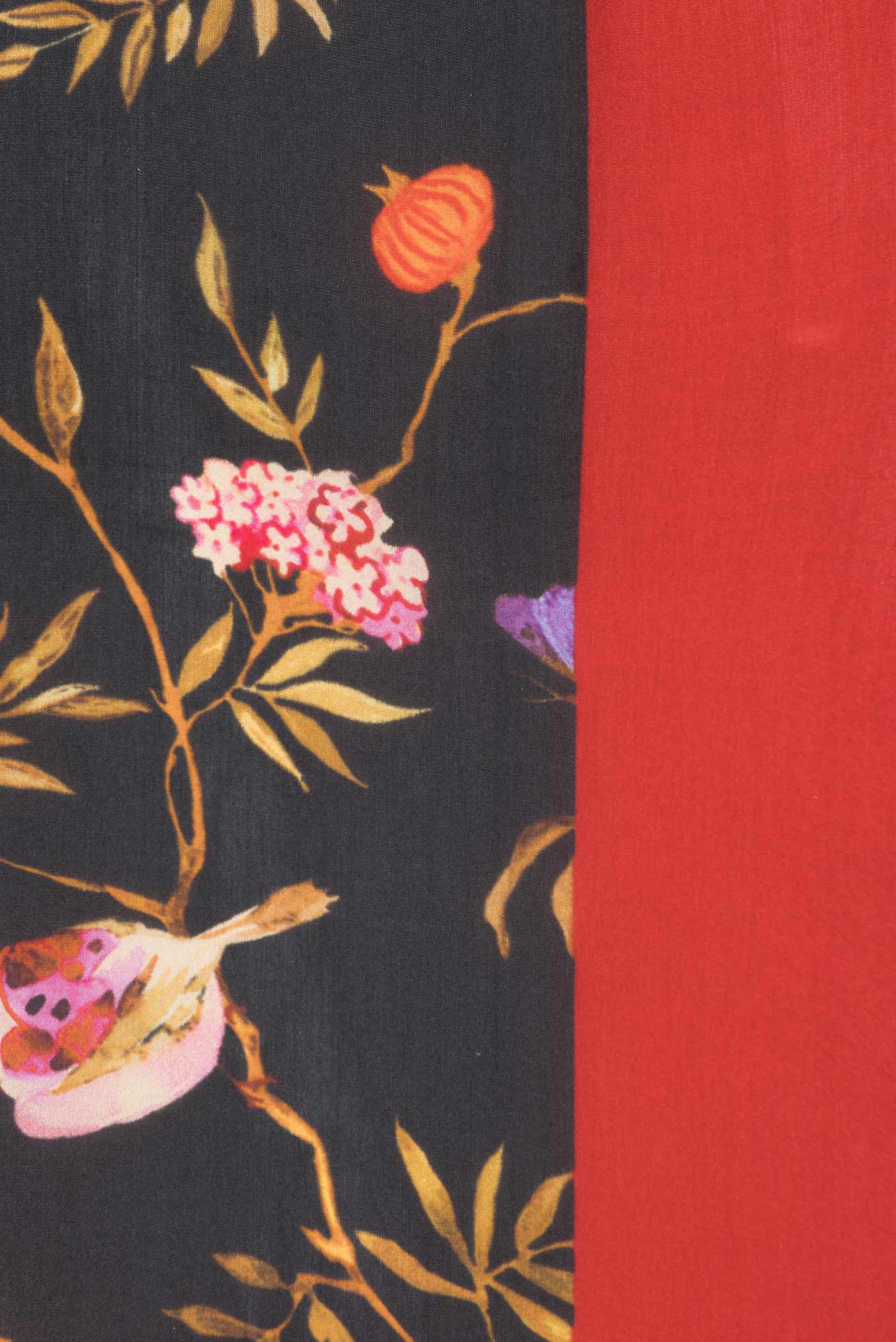 Black Dual Tone Mysore Crepe Saree - Image 3