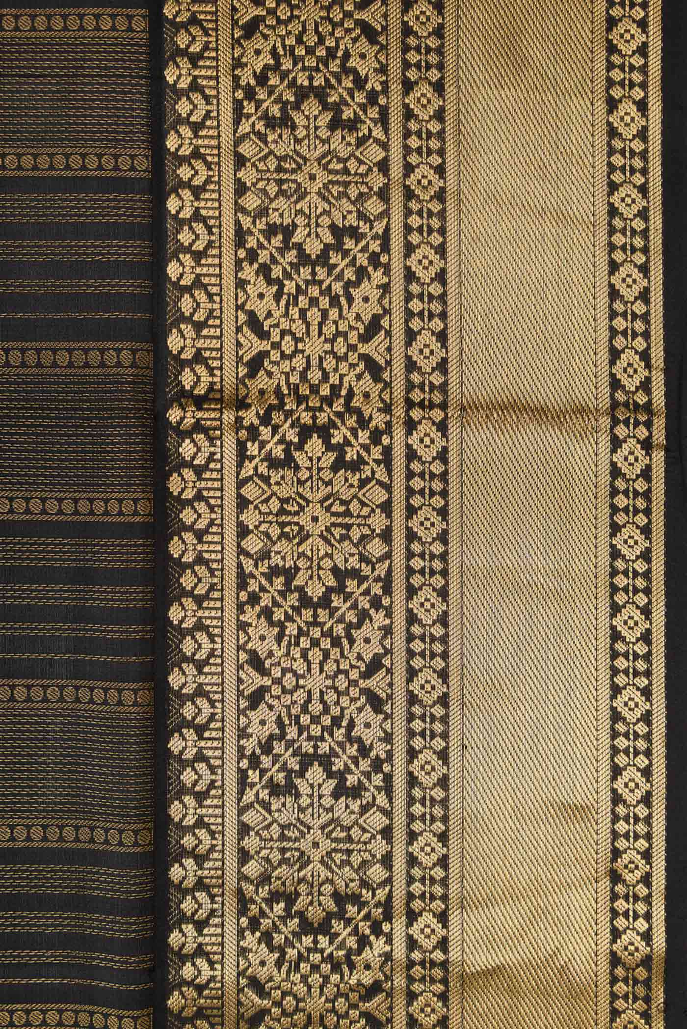 Black Soft Silk Saree - Image 4
