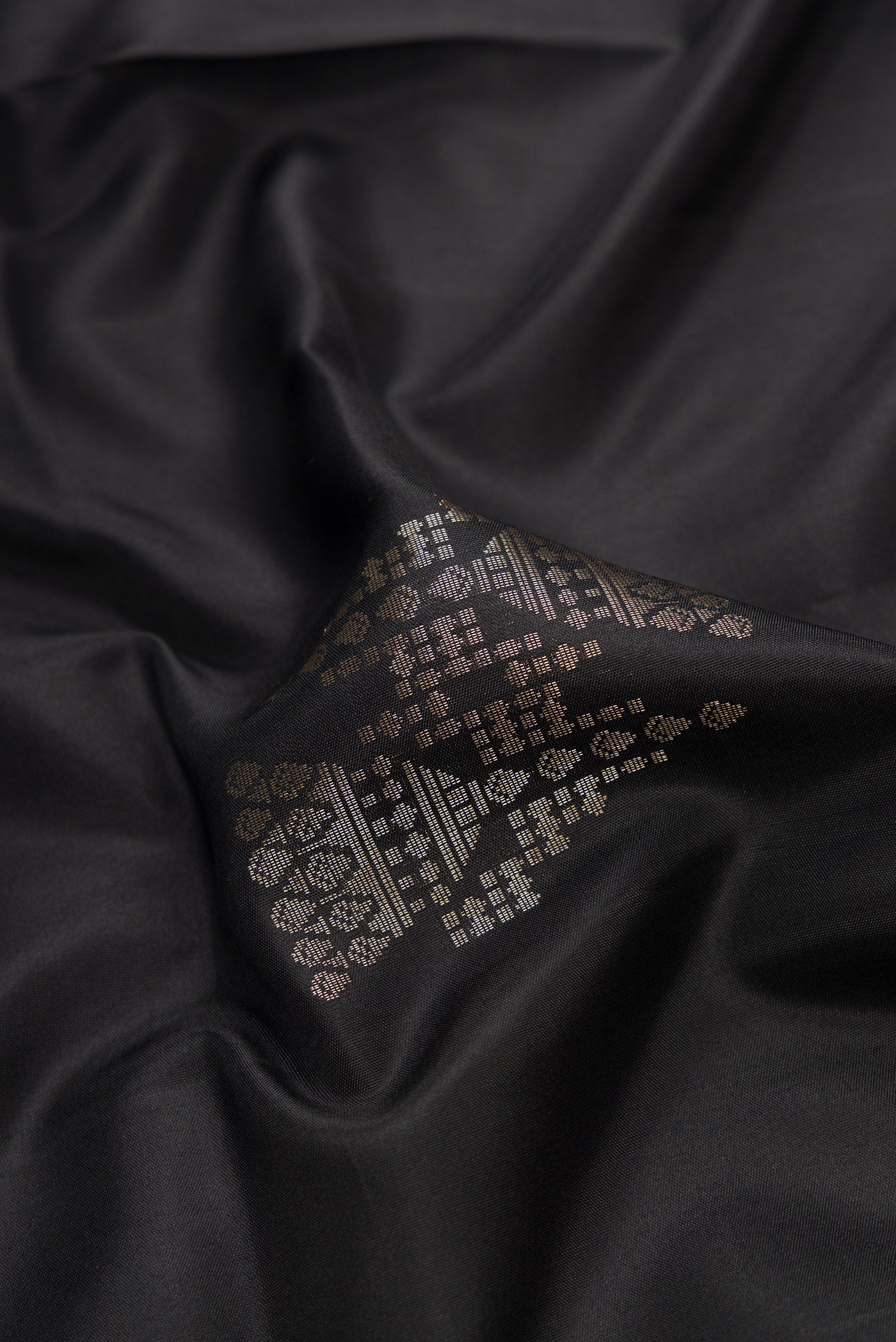 Black Soft Silk Saree - Image 2