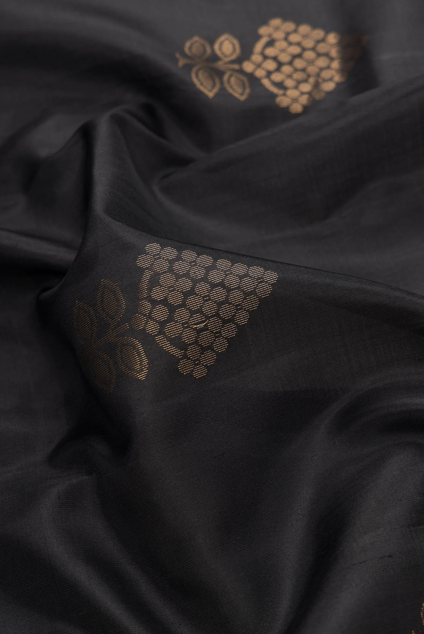 Black Soft Silk Saree - Image 2