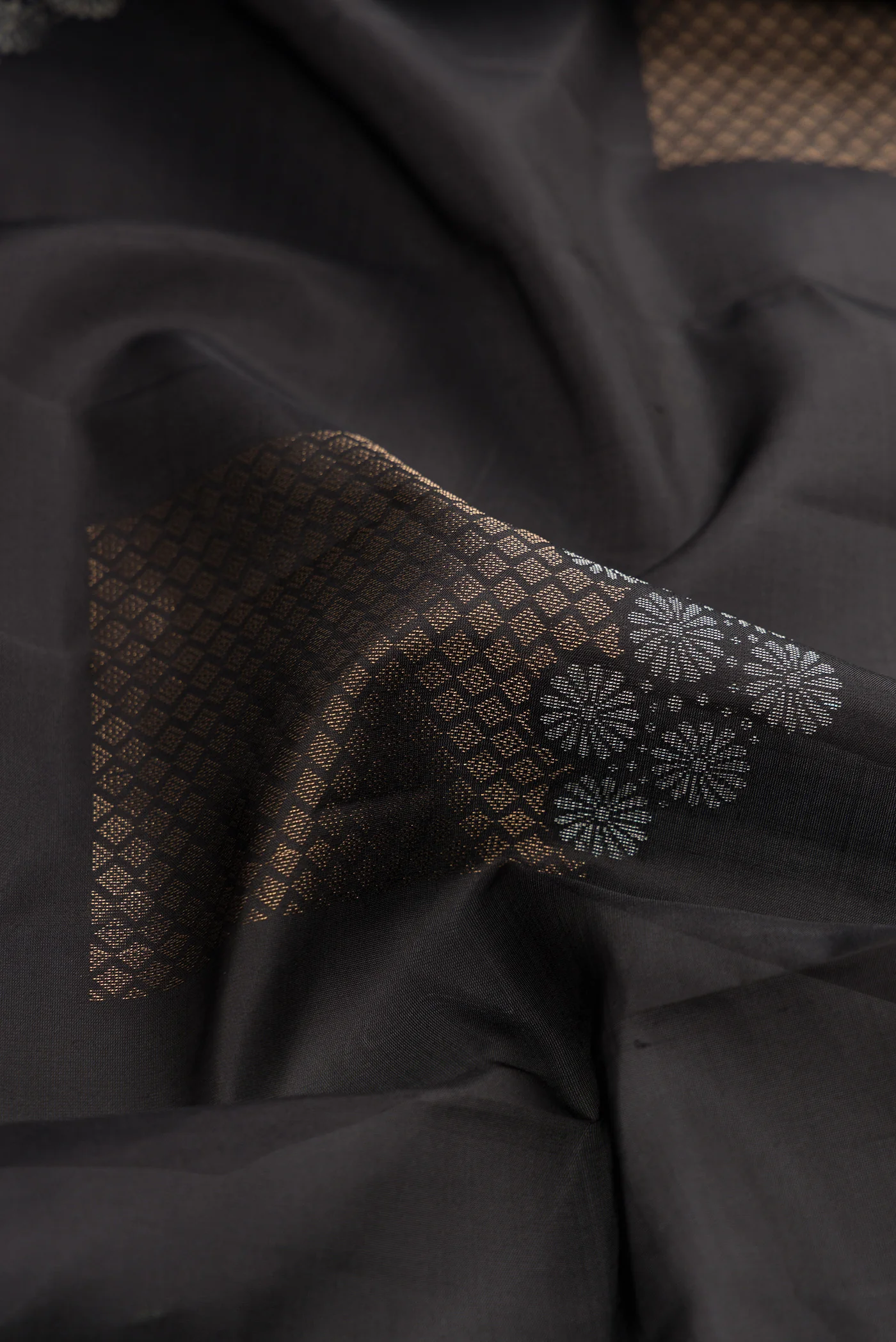 Black Soft Silk Saree - Image 2