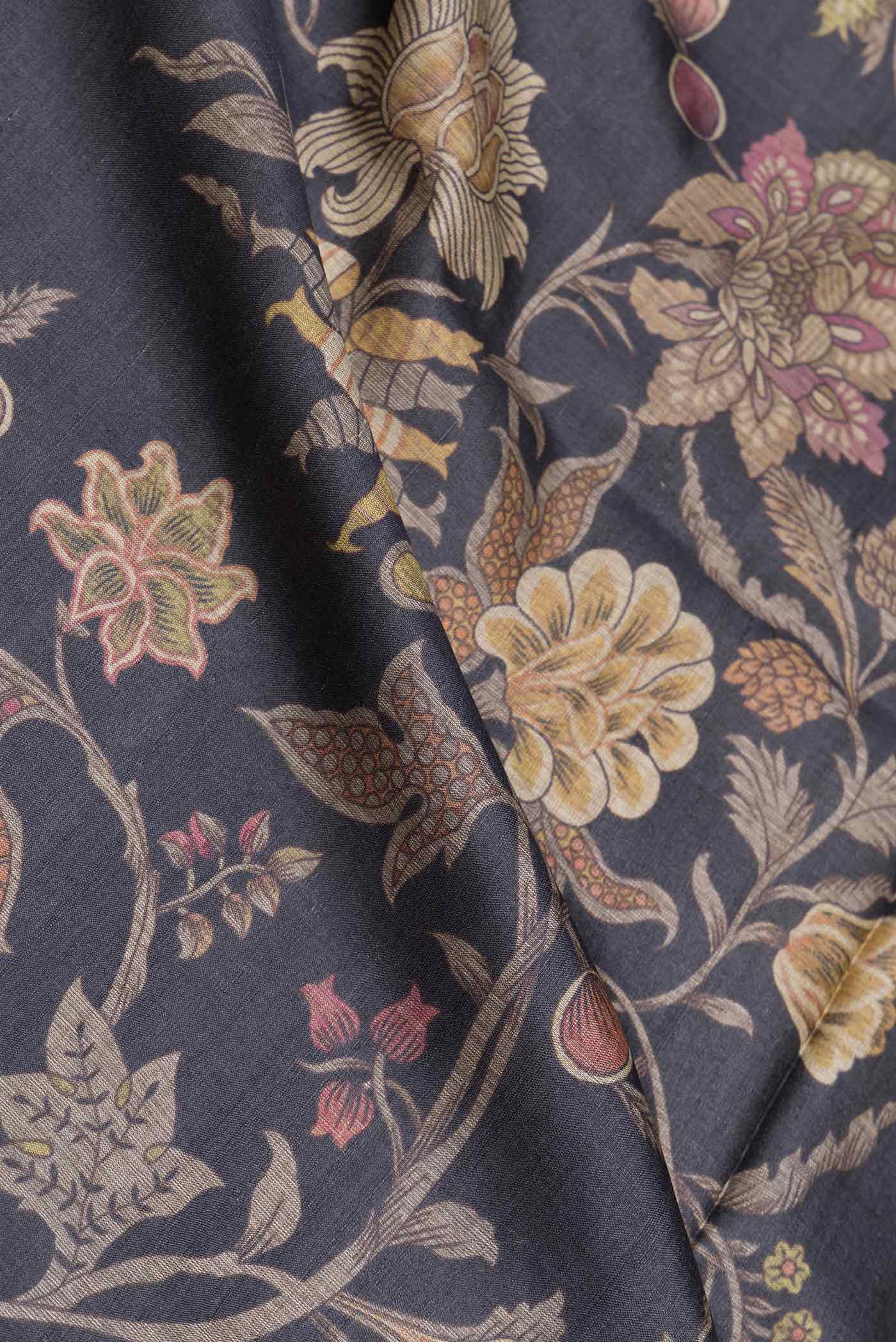 Black Dual Tone Tussar Saree - Image 2