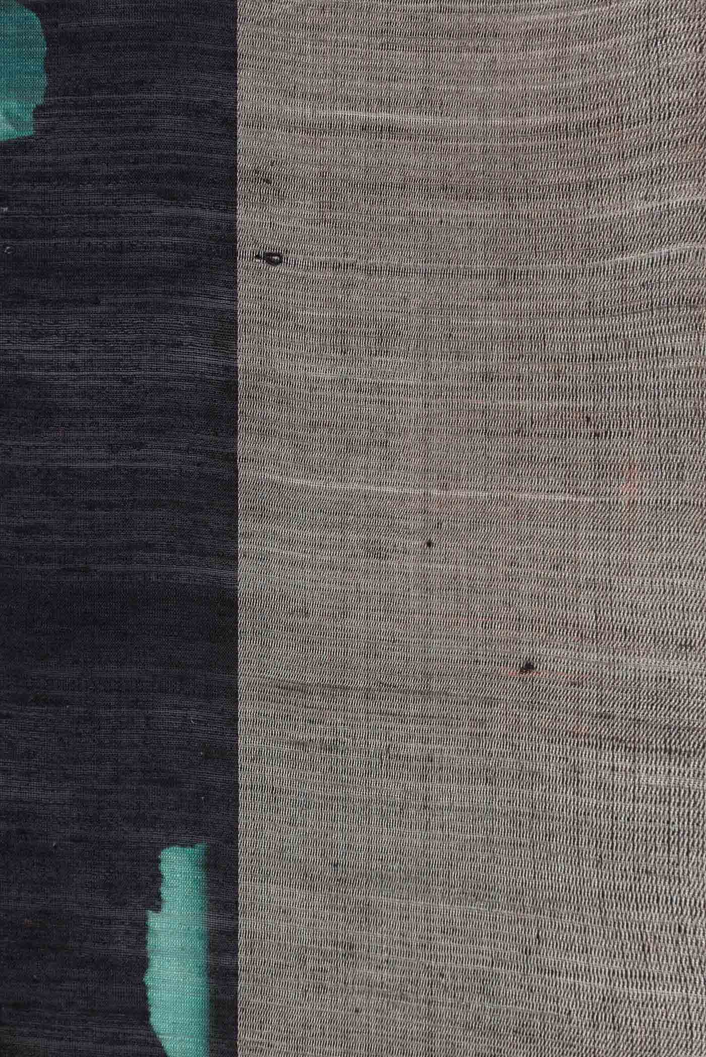 Black Dual Tone Tussar Silk Saree - Image 3