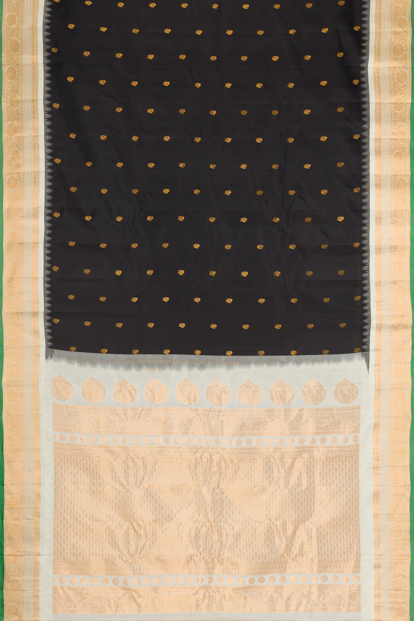 Black Gadwal Silk Saree - Image 6