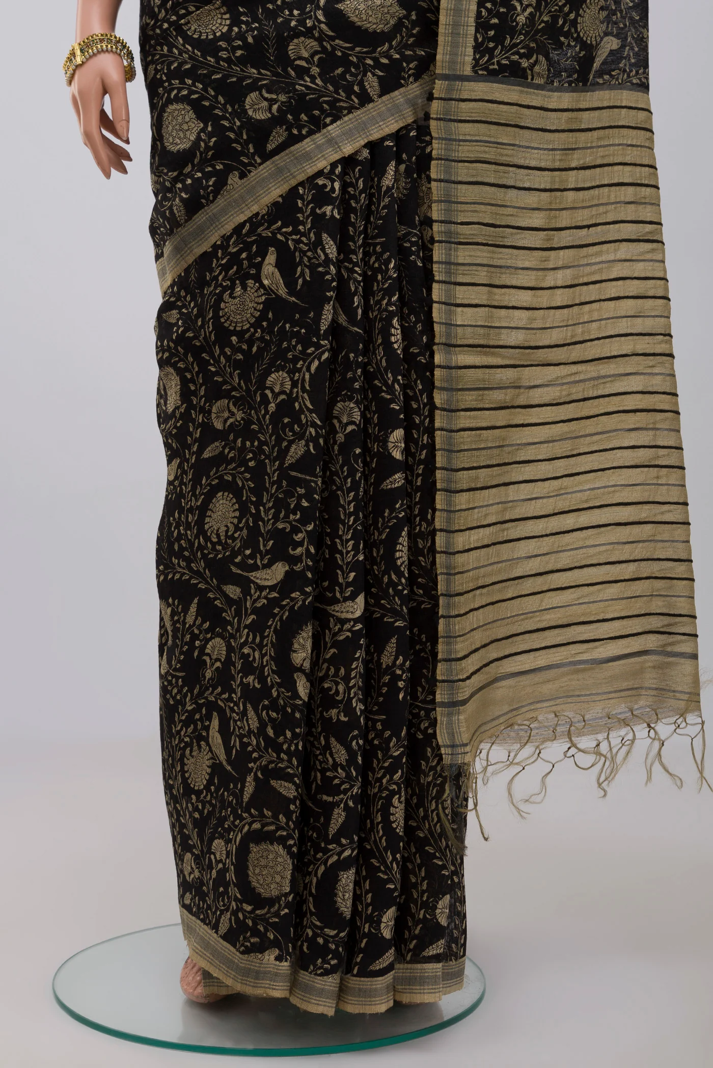 Black Tussar Silk Saree - Image 3