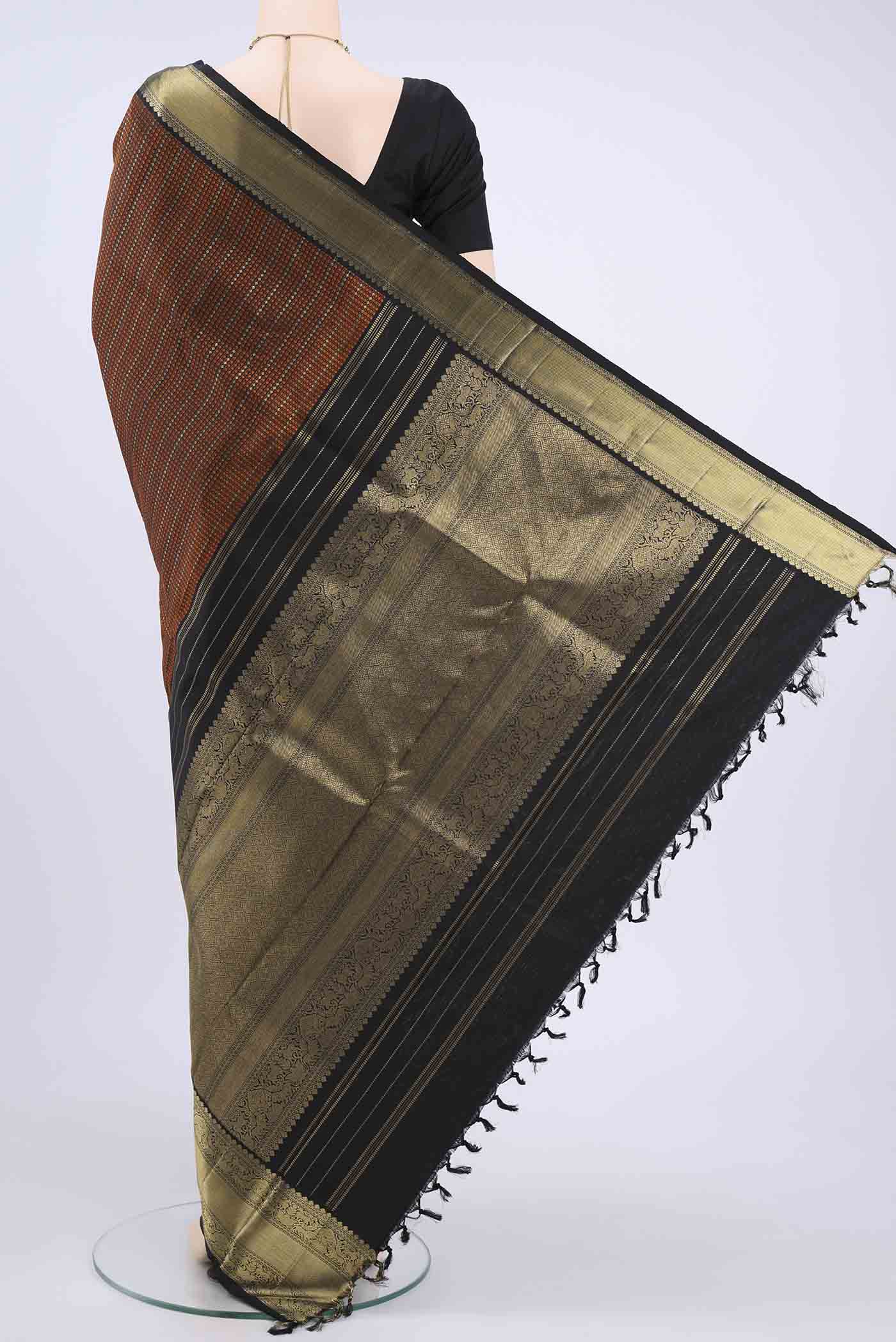 Black Kanjivaram Saree - Image 3