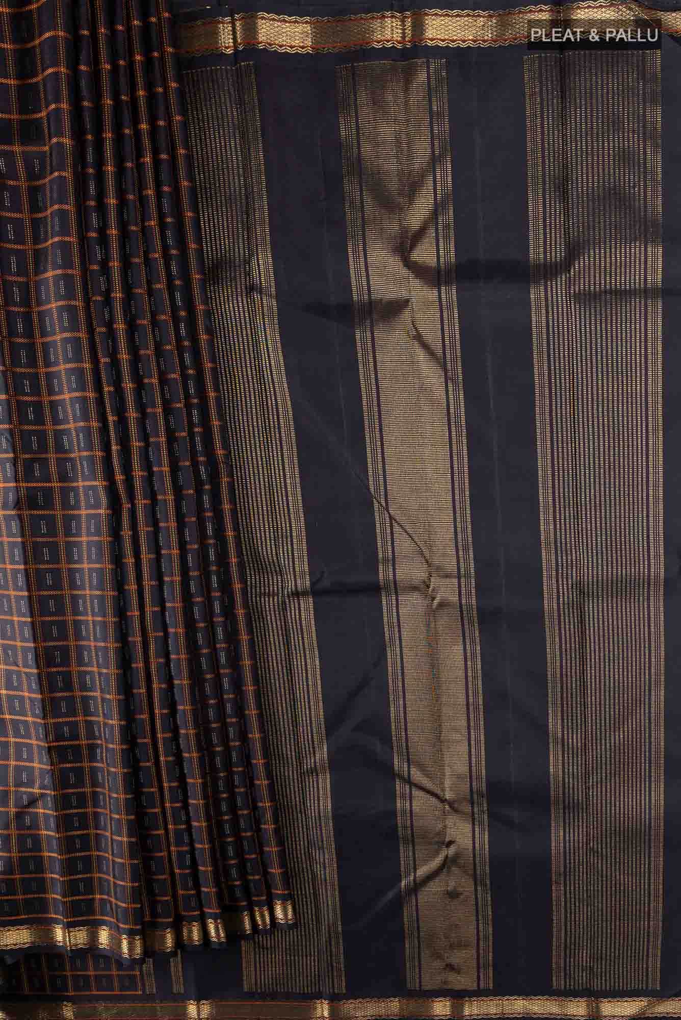 Pure Silk Pure Zari Black Kanjivaram Saree - Image 2