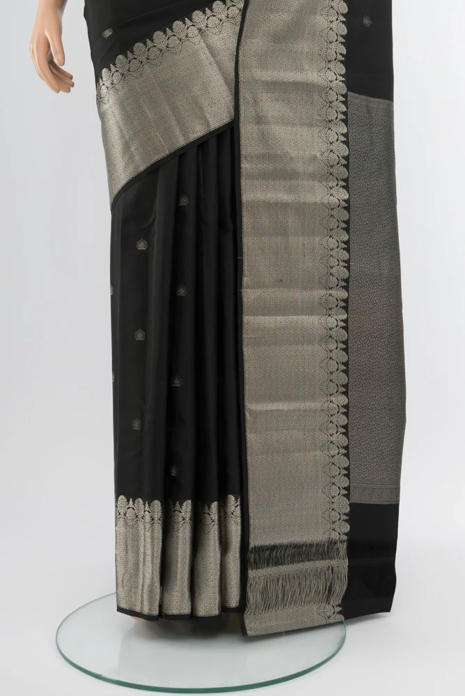 Black Kanchipuram Silk Saree - Image 3